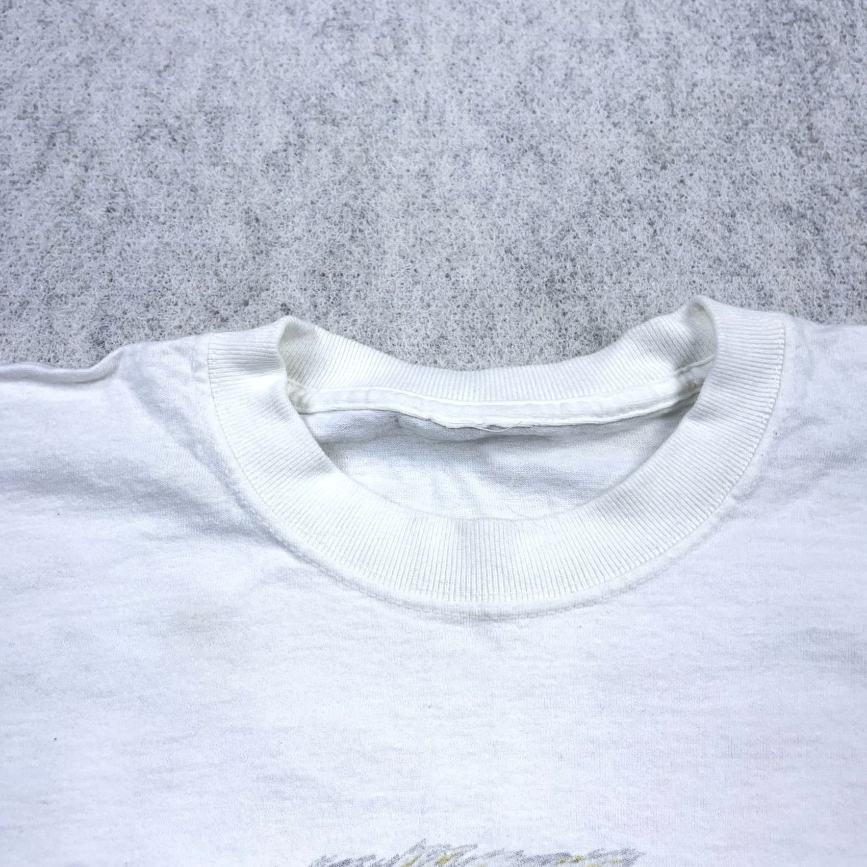 Vintage VINTAGE America Shirt Men XL White Tee USA 90s Logo Graphic Print Short Sleeve Crew Neck Cotton Knit Size US XL / EU 56 / 4 - 4 Thumbnail