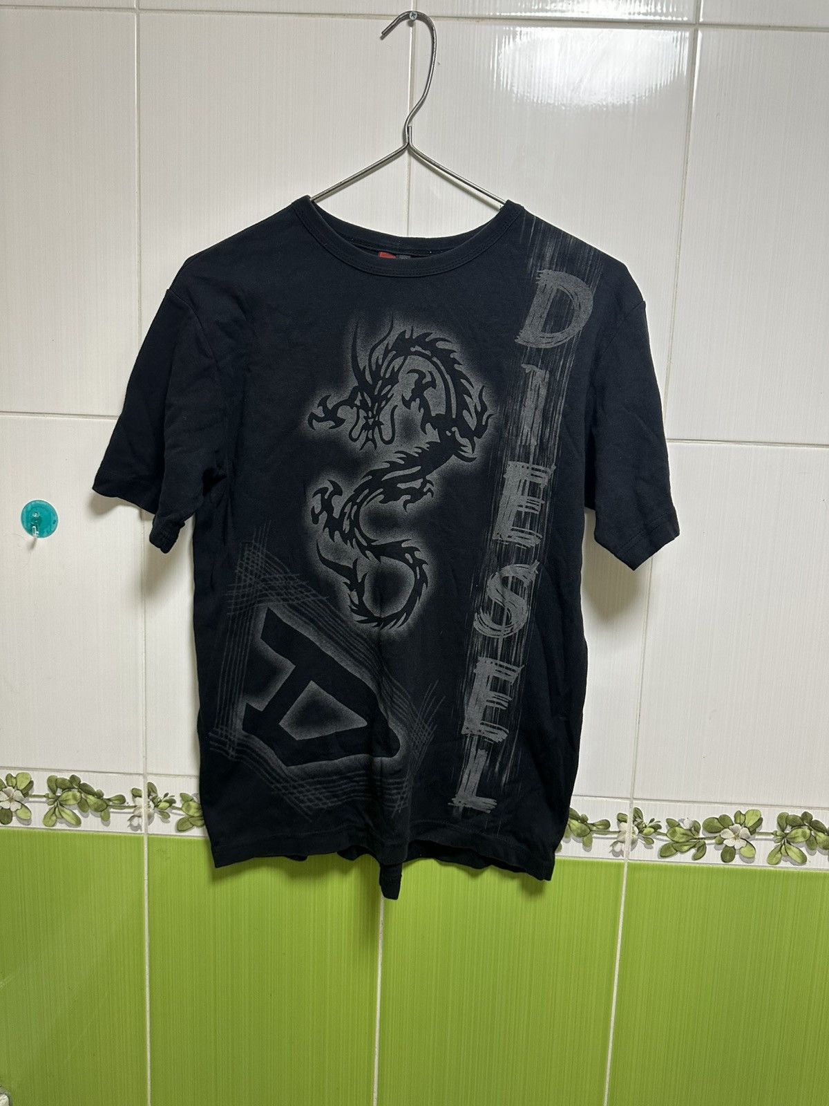 Diesel × Vintage Diesel Vintage Dragon Big Logo Very Rare T-shirt Size US XL / EU 56 / 4 - 1 Thumbnail