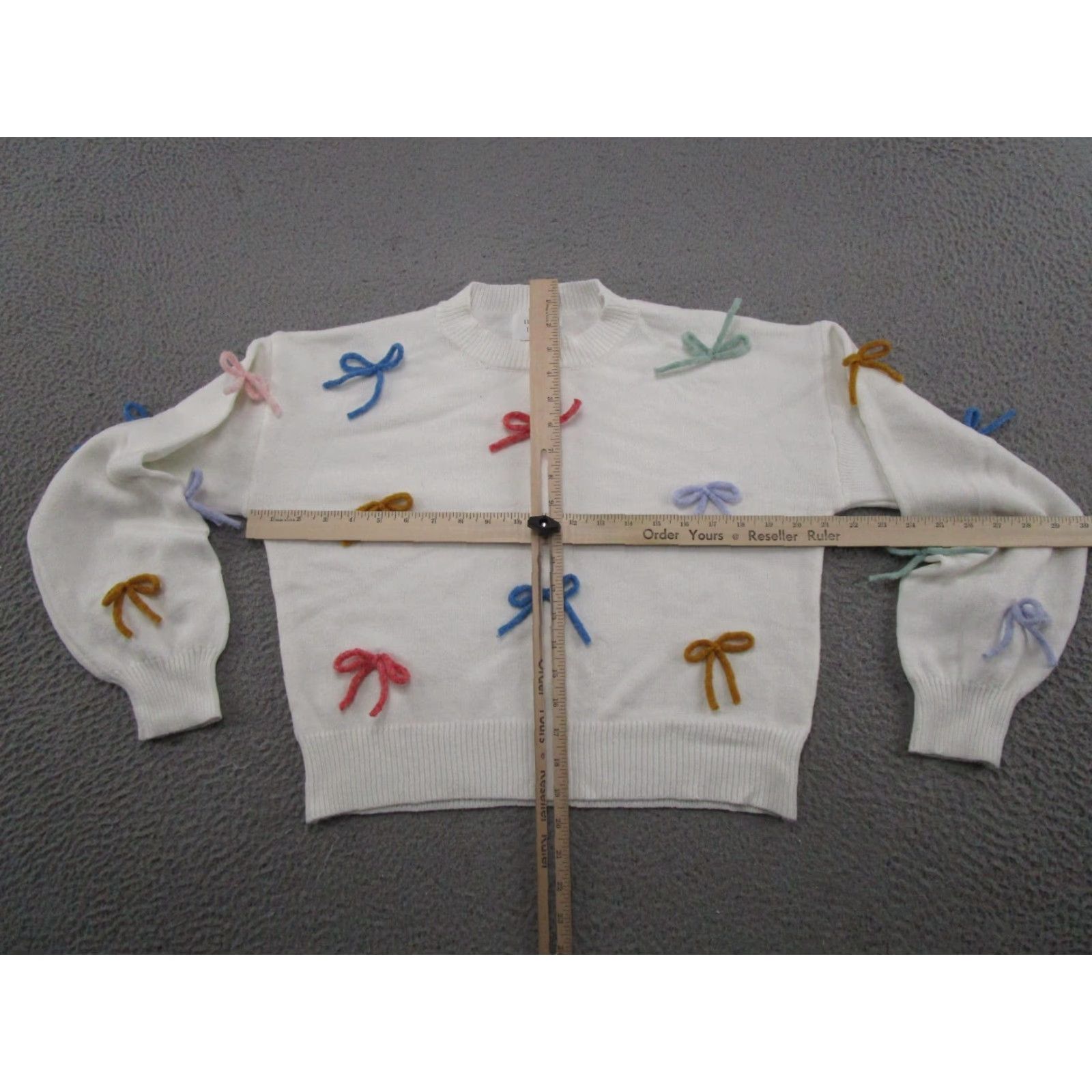 Vintage Anthropology Luna Ivy White Sweater Women Size S Round Neck Long Sleeve 3D Bows Knit Pullover Bohemian Classic Princess Indoor Casual Nightwear? Size S / US 4 / IT 40 - 5 Thumbnail