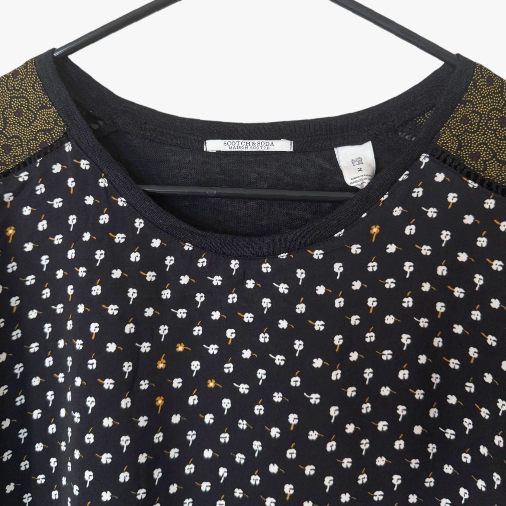 Scotch & Soda VINTAGE Scotch & Soda Women's T-Shirt Short Sleeve Linen Floral Print Casual Size 2 Black Summer Size XS / US 0-2 / IT 36-38 - 5 Thumbnail