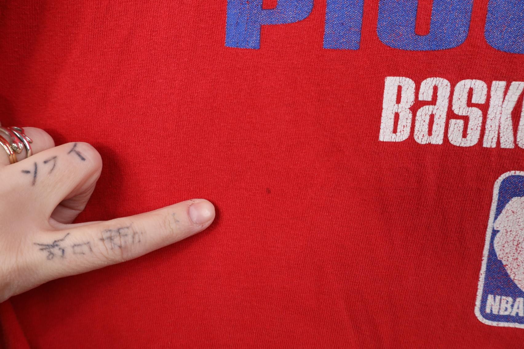 Reebok Vintage Reebok Baggy Fit Detroit Pistons Basketball T-Shirt Size US XXL / EU 58 / 5 - 6 Thumbnail