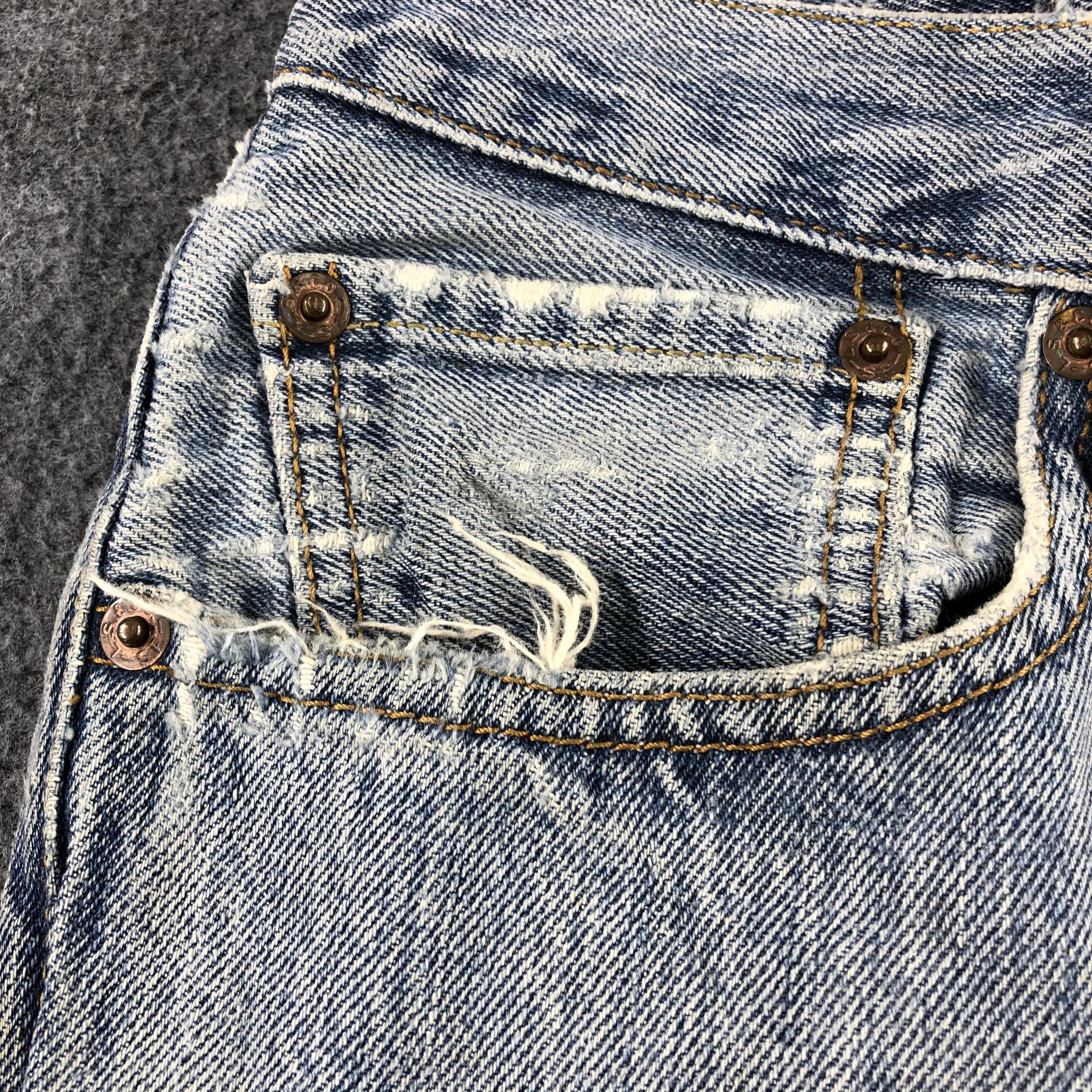 Levi's Vintage Light Wash Levis 501 Jeans-J2166 Size US 36 / EU 52 - 13 Thumbnail