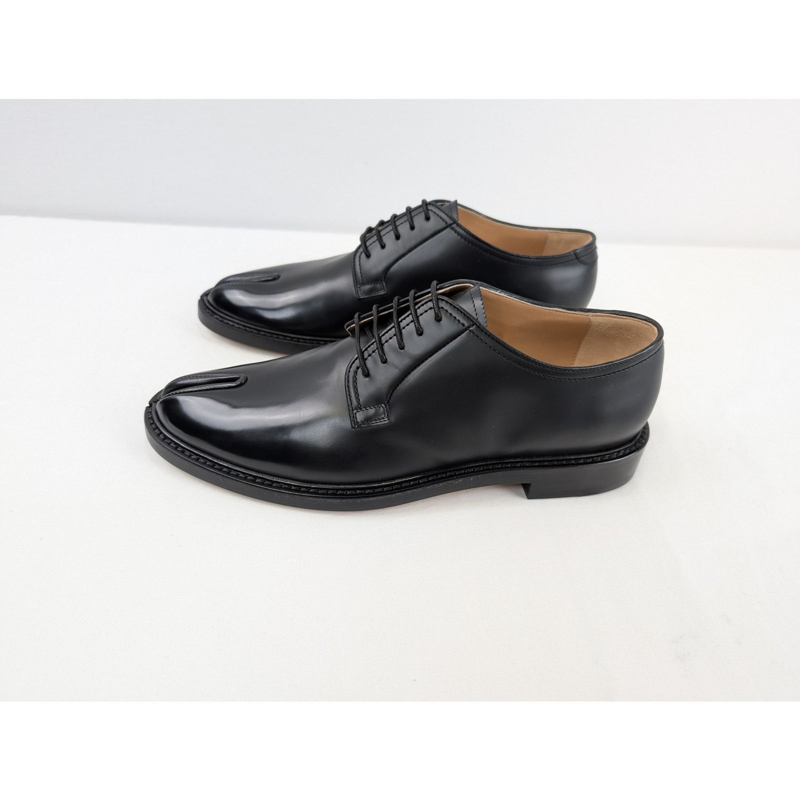 Maison Margiela o1rshd1 Q:4 / Classic Tabi Derby Shoe Boots in Black Size US 11 / EU 44 - 10 Thumbnail