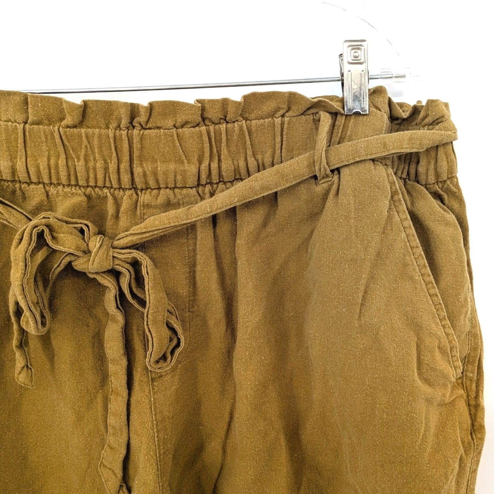 Old Navy Old Navy Boho Linen Blend Paperbag Shorts Mustard Olive 16W Pockets Womens Shorts Size 38" / US 16 / IT 52 - 4 Thumbnail