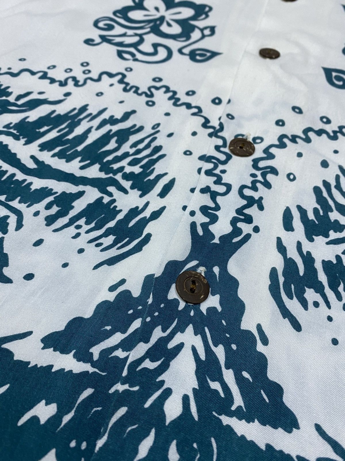 Vintage Vintage 90s MAMBO ocean 🌊 surf Shirt Tattoo Rayon Australia Size US L / EU 52-54 / 3 - 4 Thumbnail