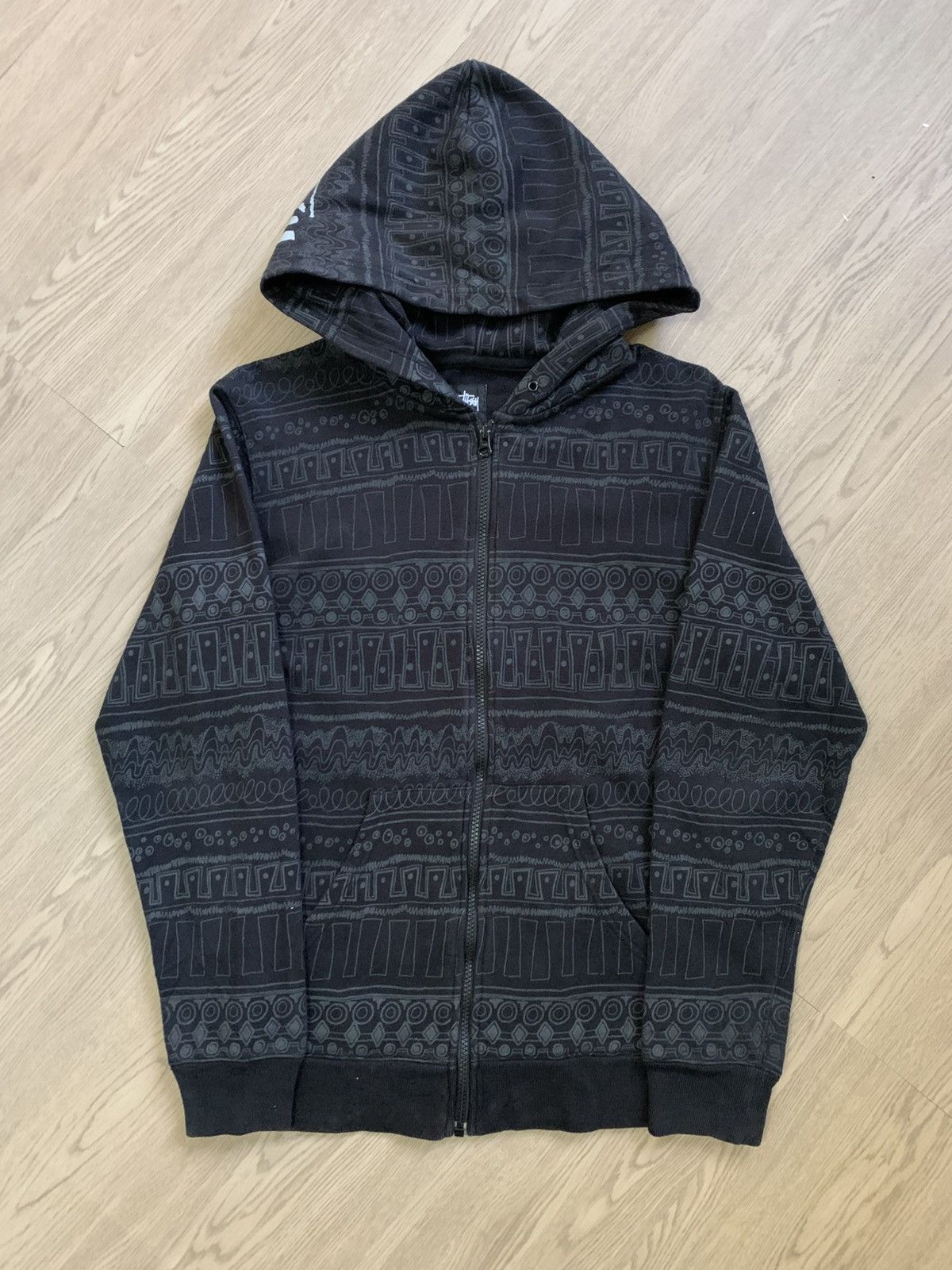 Stussy Vintage Stussy Tribal Full Print Zip Up Hoodies Size US M / EU 48-50 / 2 - 2 Thumbnail