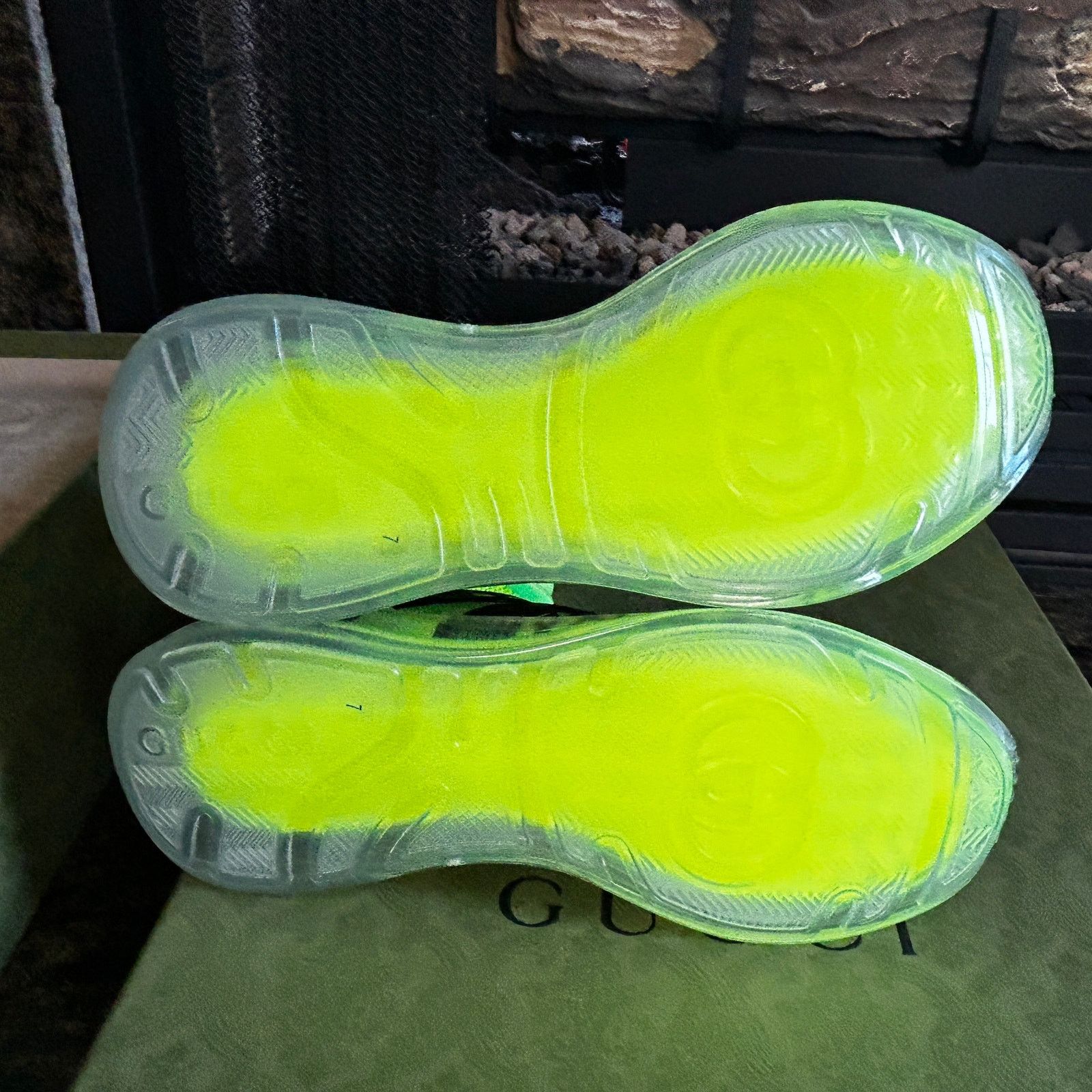 Gucci Auth GUCCI Ultrapace R Mid-Top Neon Reflective Sock Sneakers Size US 7 / EU 40 - 14 Thumbnail