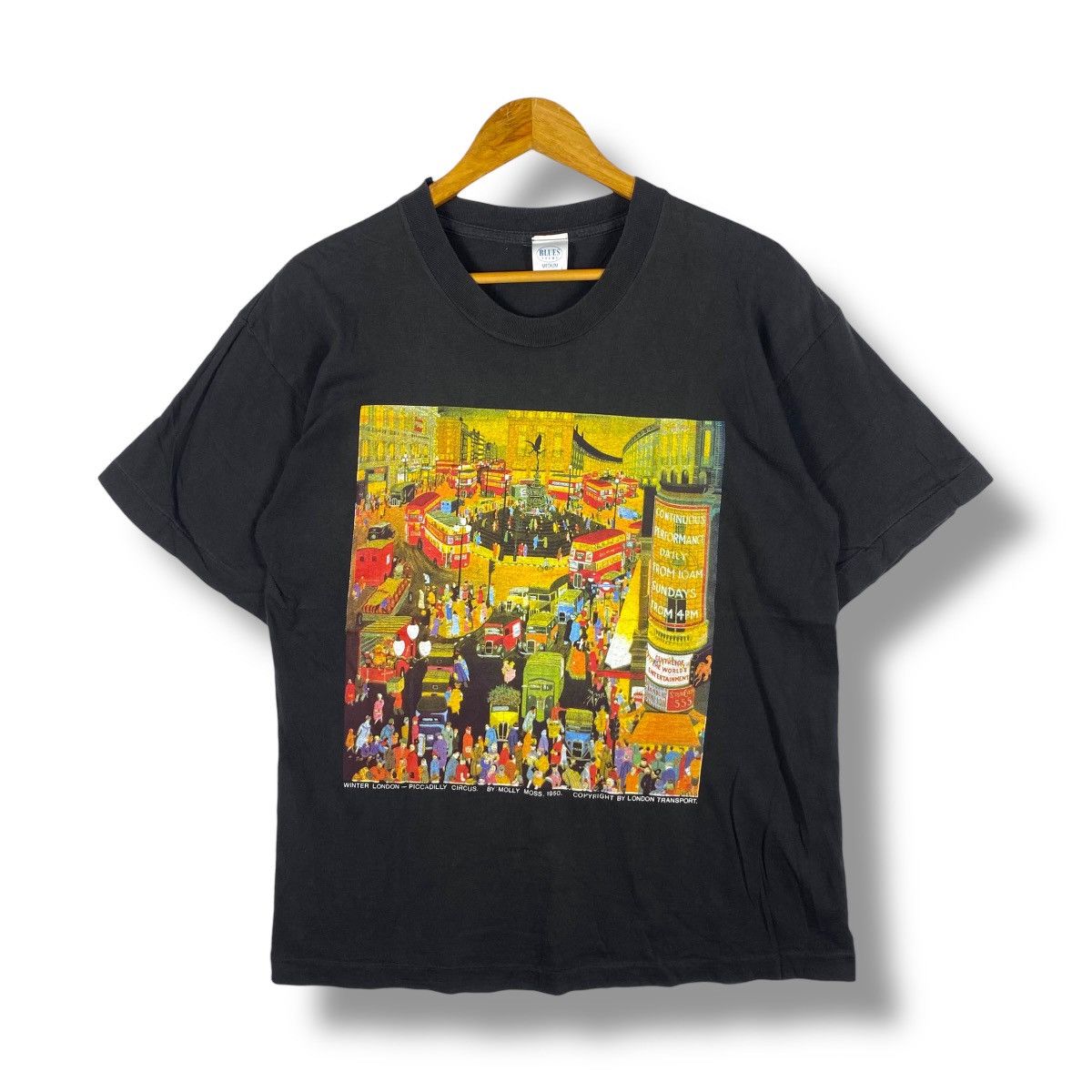 Vintage Vintage 90s WINTER LONDON Piccadilly Circus By Molly Moss Size US M / EU 48-50 / 2 - 1 Thumbnail