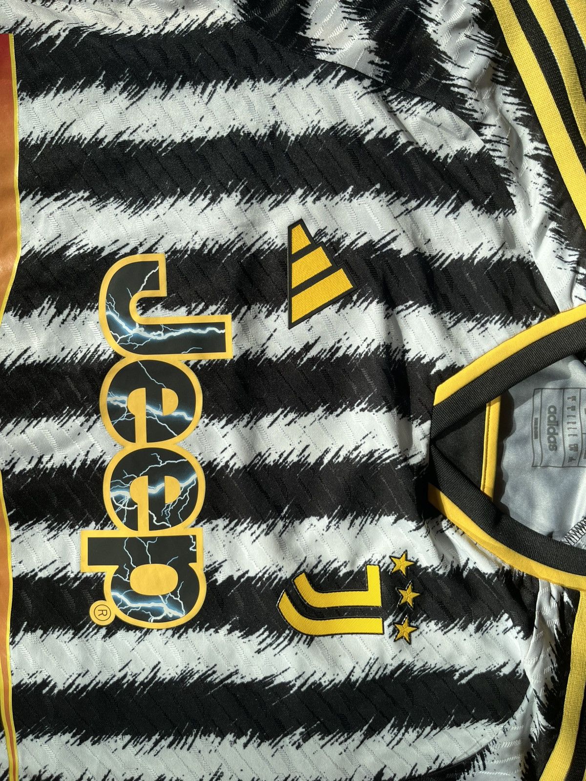 032c 032c x Juventus Football Jersey Size US L / EU 52-54 / 3 - 7 Thumbnail