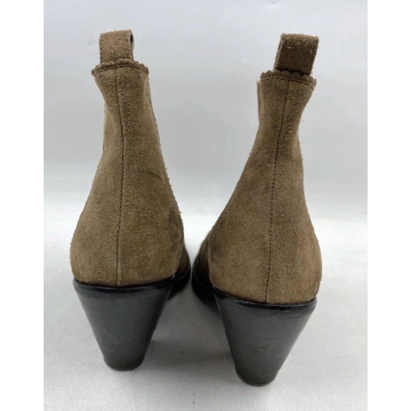 Allsaints Women AllSaints Chelsea Boots Chelsea Boots Women Suede Portugal Khaki Brown 9.5 EU40 Brown Suede Chelsea Boots 9.5 Womens Portugal AllSaints Size US 10 / IT 40 - 4 Thumbnail