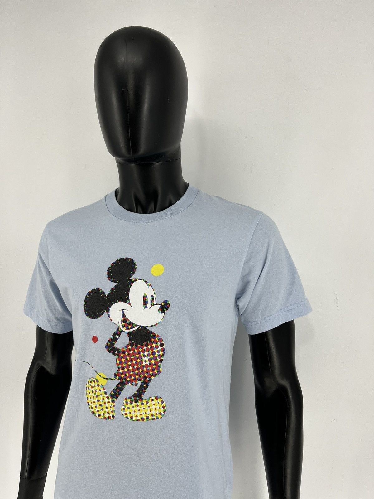 Uniqlo × Vintage Vintage Y2K Mickey Stands UT (Short Sleeve Graphic T-Shirt) Size US M / EU 48-50 / 2 - 4 Thumbnail