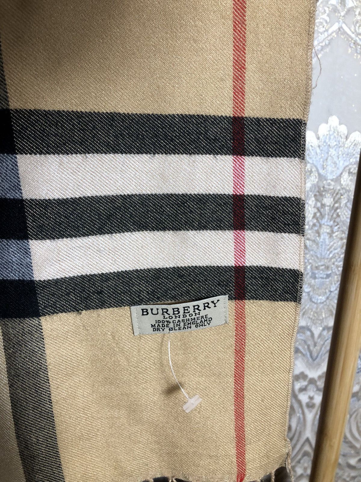 Burberry VINTAGE BURBERRY LONDON ENGLAND DESIGNER SCARVES LONG 90s Size ONE SIZE - 3 Thumbnail