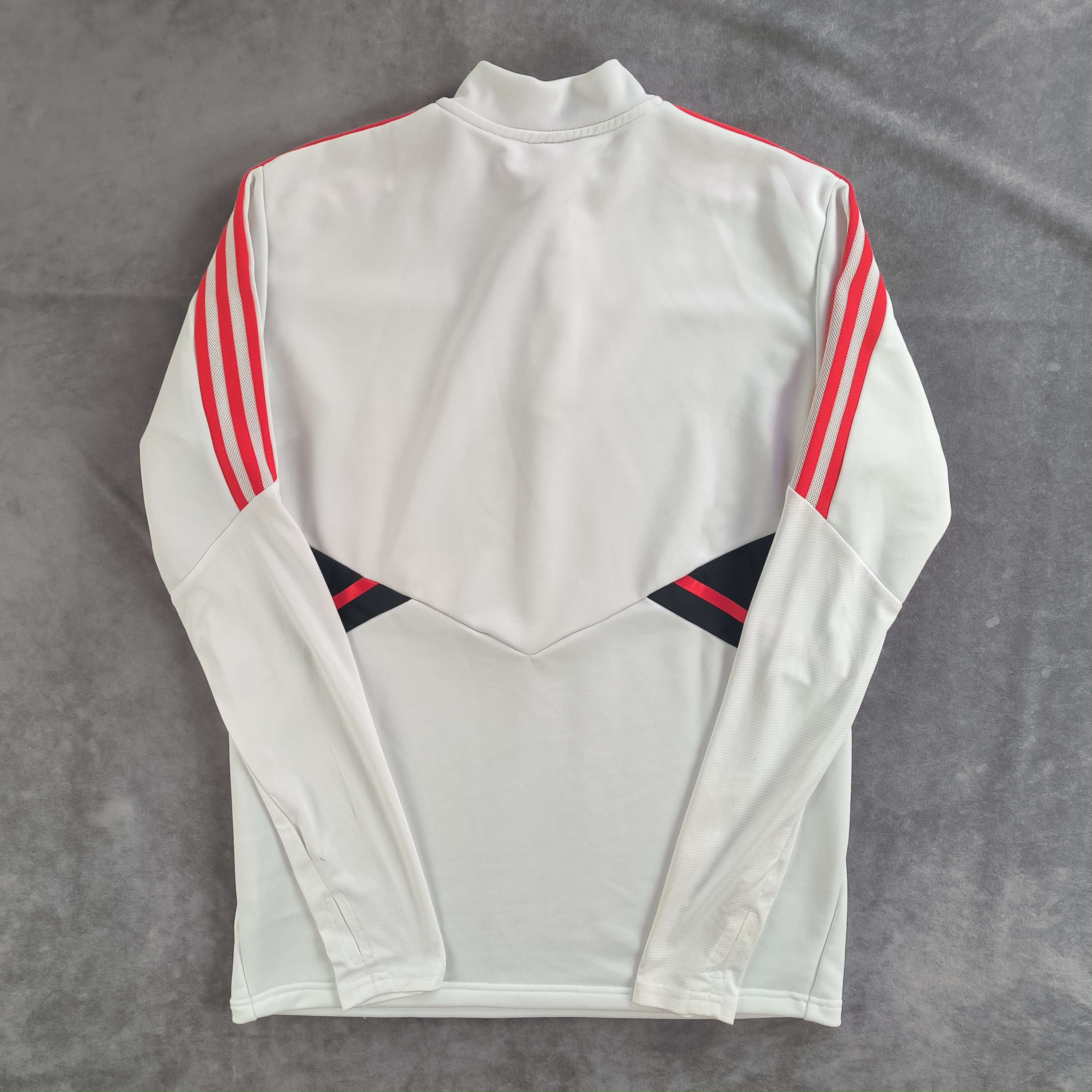Adidas Bayern Munich 2022-23 Adidas football training top size M Size US M / EU 48-50 / 2 - 2 Thumbnail