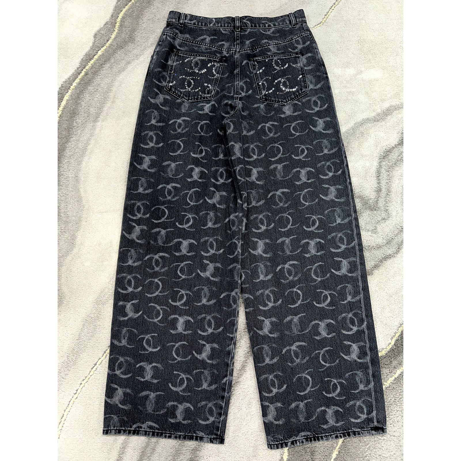 Chanel Chanel White CC Printed Logo Baggy Oversized Jeans 36 Size 26" / US 2 / IT 38 - 11 Thumbnail