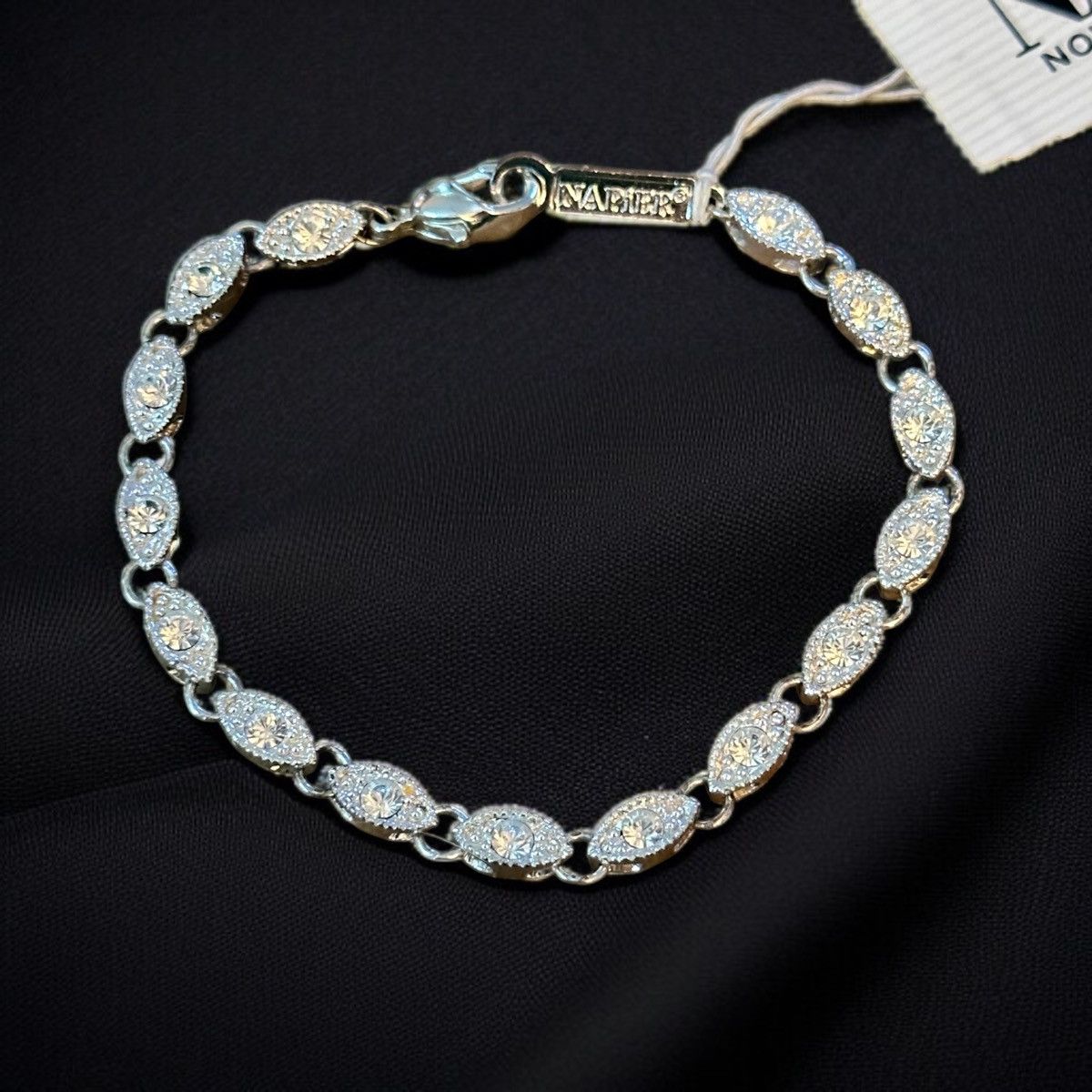 Other Napier silver tone rhinestone evil eye link bracelet Size ONE SIZE - 1 Thumbnail