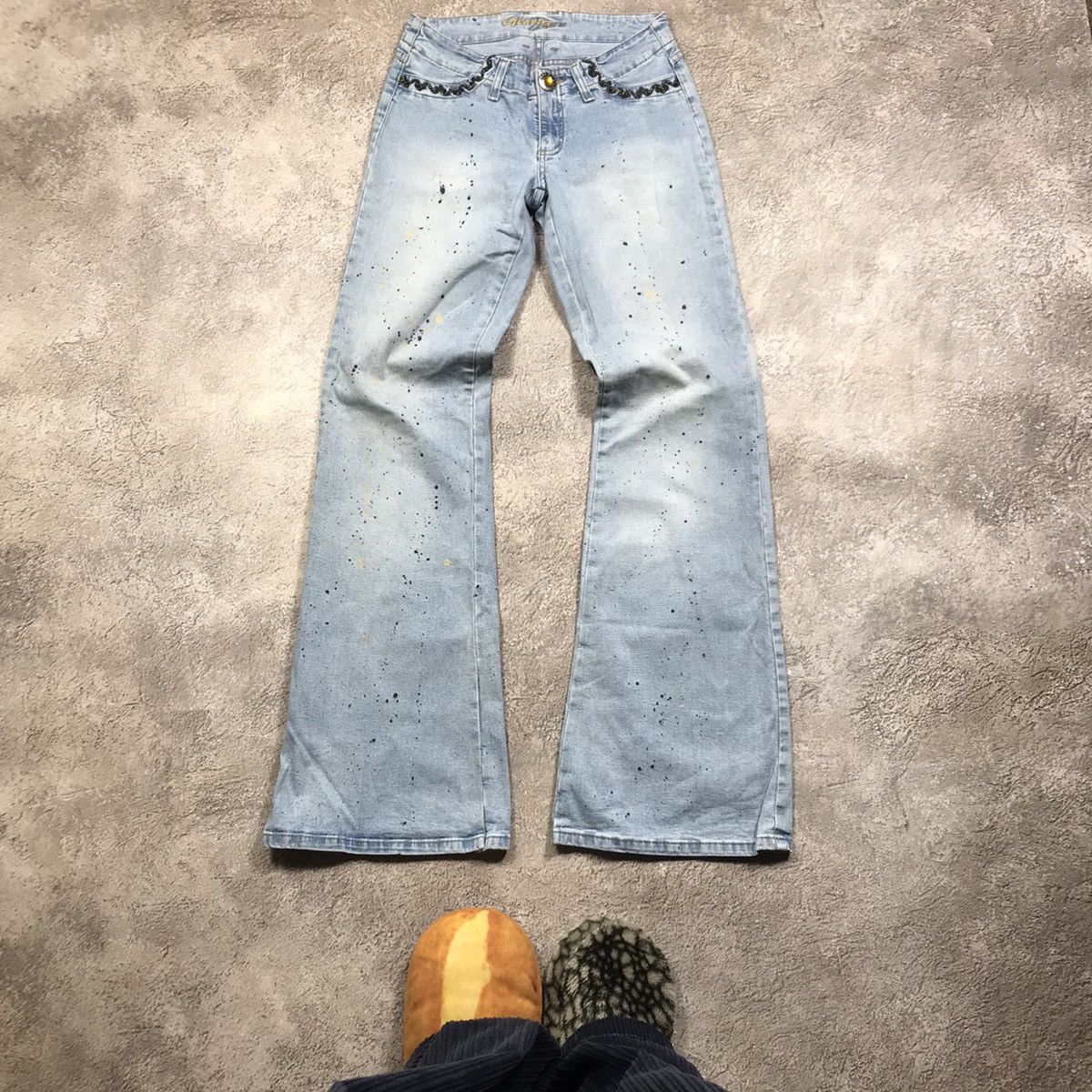 Vintage Vintage Y2K Distressed Flared Jeans Grunge Baggy 90s Logo 26 Size 26" / US 2 / IT 38 - 1 Thumbnail