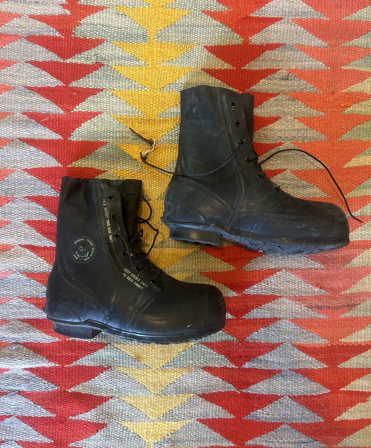80s Trashed Snow Mickey Bunny Bata Boots Raf Ye overboot