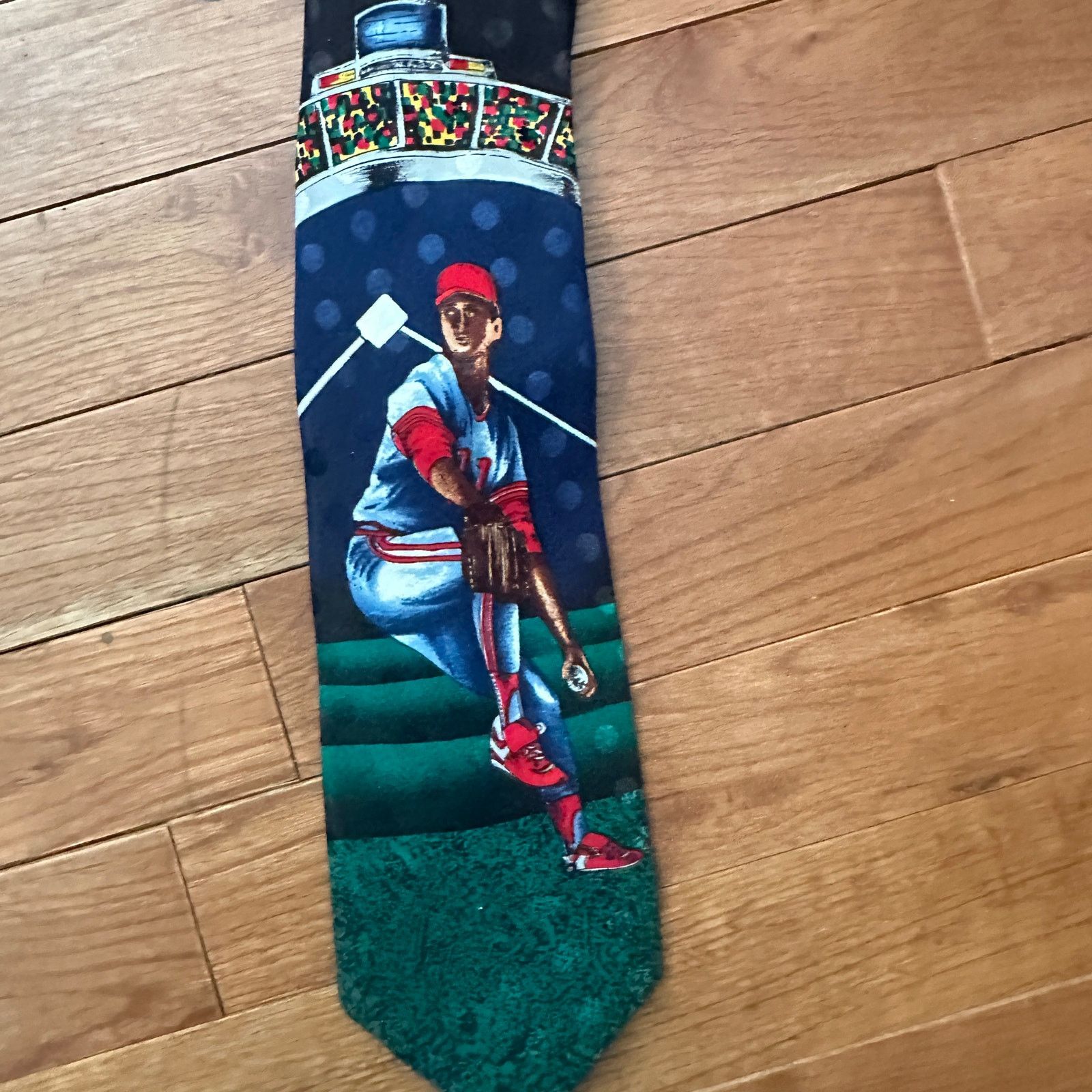 Vintage Vintage Mem's Studio 890 Silk Baseball Novelty Neck Tie Size ONE SIZE - 1 Thumbnail