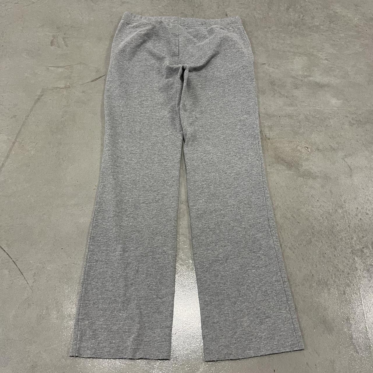 Guess Vintage Y2K/2000s Baggy Grey Guess Women’s Sweatpants Size 30" / US 8 / IT 44 - 5 Thumbnail