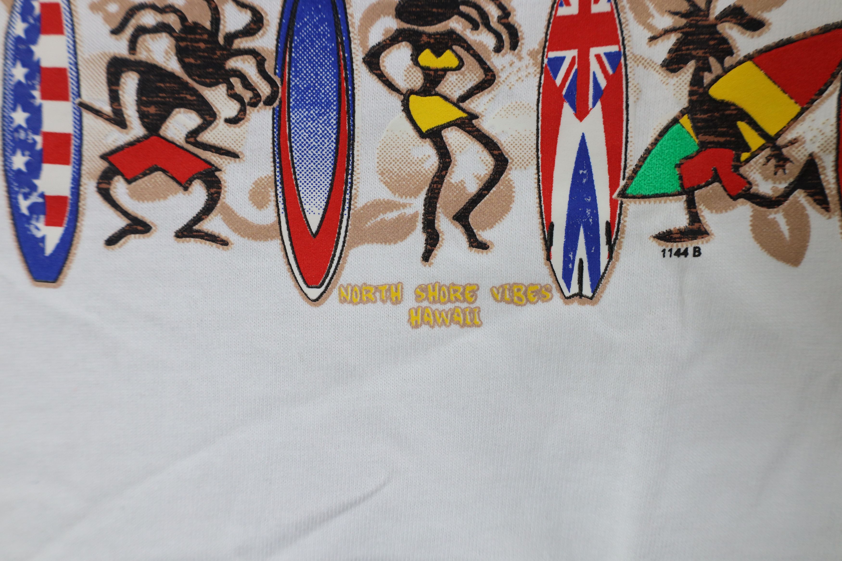 Vintage Vintage 90s Streetwear Vibes Hawaii Surfing T-Shirt White Size US L / EU 52-54 / 3 - 5 Thumbnail