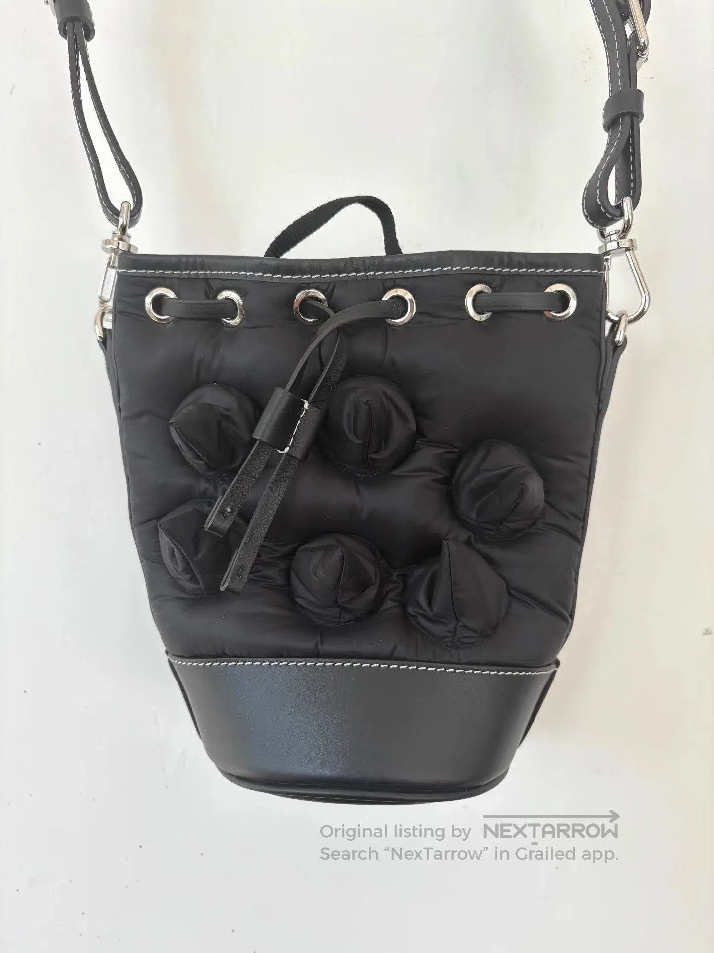 Moncler Black Puffy Bucket Crossbody Bag. Size ONE SIZE - 1 Thumbnail