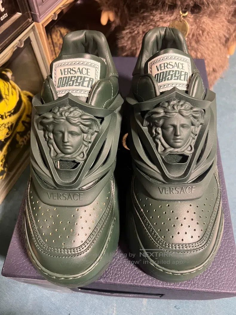 Versace Versace Green classic spaceship shoes Size US 7 / EU 40 - 2 Thumbnail