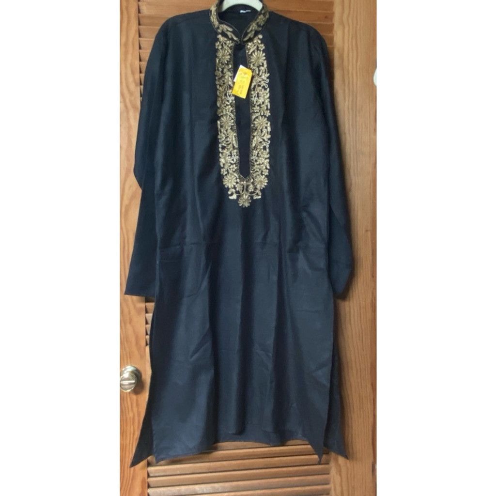 The Unbranded Brand Elegant Black Embroidered Kurta Gold size 40 Size US S / EU 44-46 / 1 - 1 Thumbnail