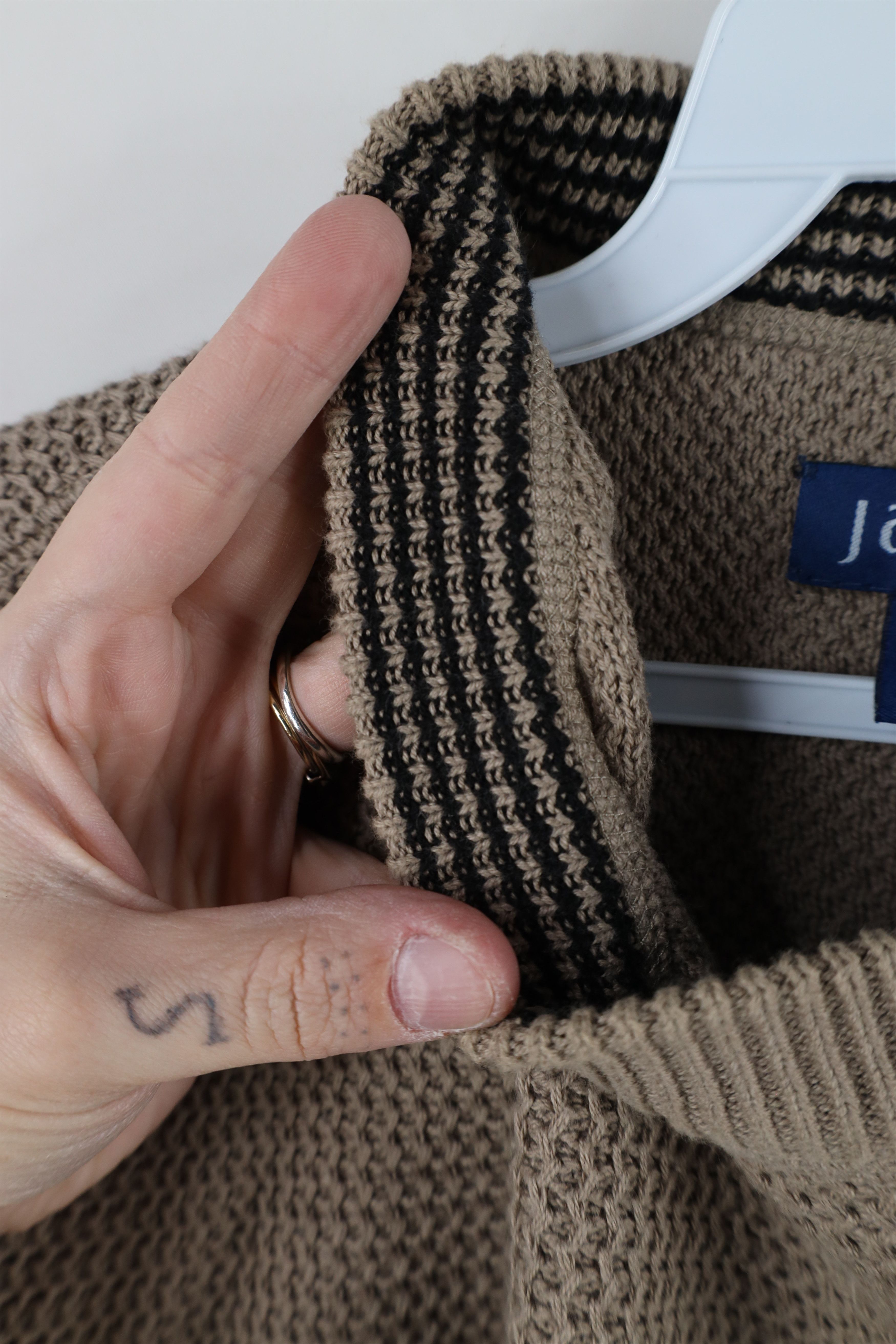 Vintage Vintage 90s Streetwear Thermal Knit Weave Sweater Beige Size US L / EU 52-54 / 3 - 6 Thumbnail