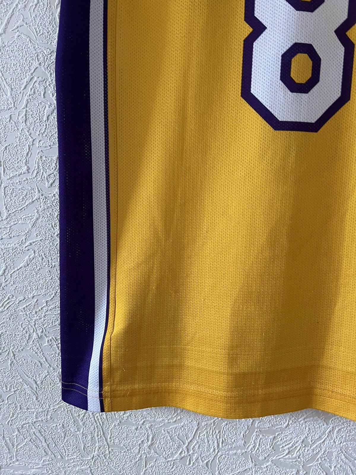 Champion × NBA LA Lakers 1996 Vintage Kobe Bryant #8 Champion NBA Jersey Size US S / EU 44-46 / 1 - 8 Thumbnail