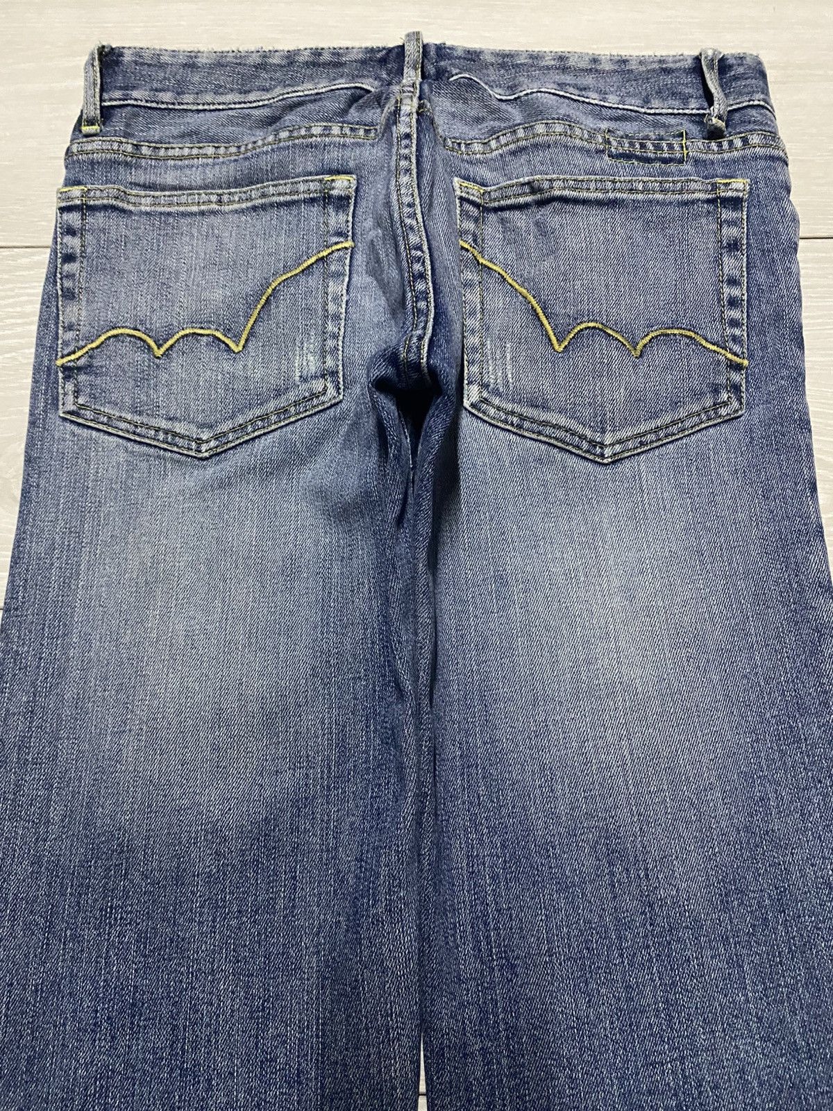 Melrose Japanese Brand Melrose Faded Wash Distressed Flare Jeans Size US 29 - 4 Thumbnail