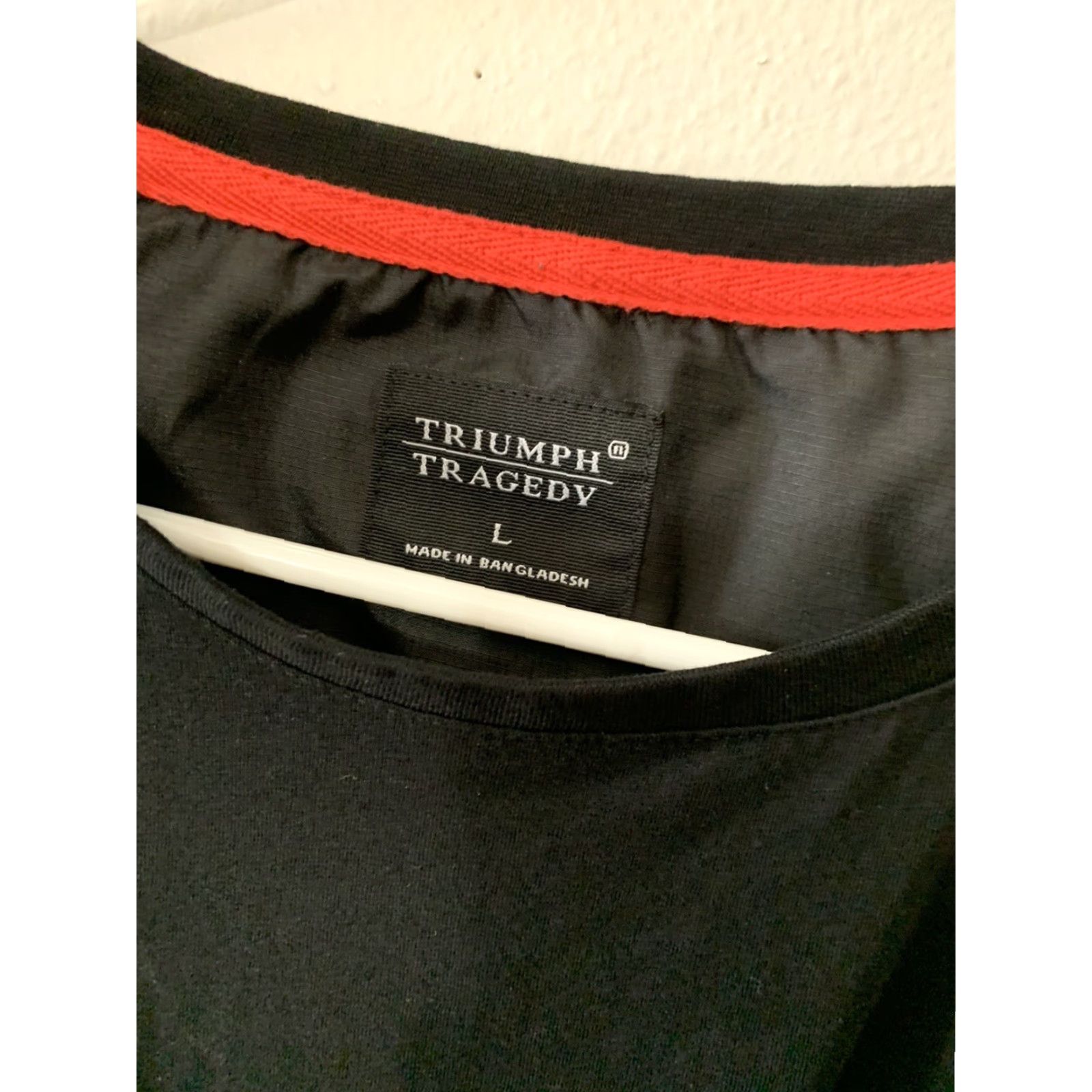 Vintage Rare Triumph Over Tragedy. Mens Crew Tee Black Short Sleeve shirt Size US L / EU 52-54 / 3 - 2 Thumbnail