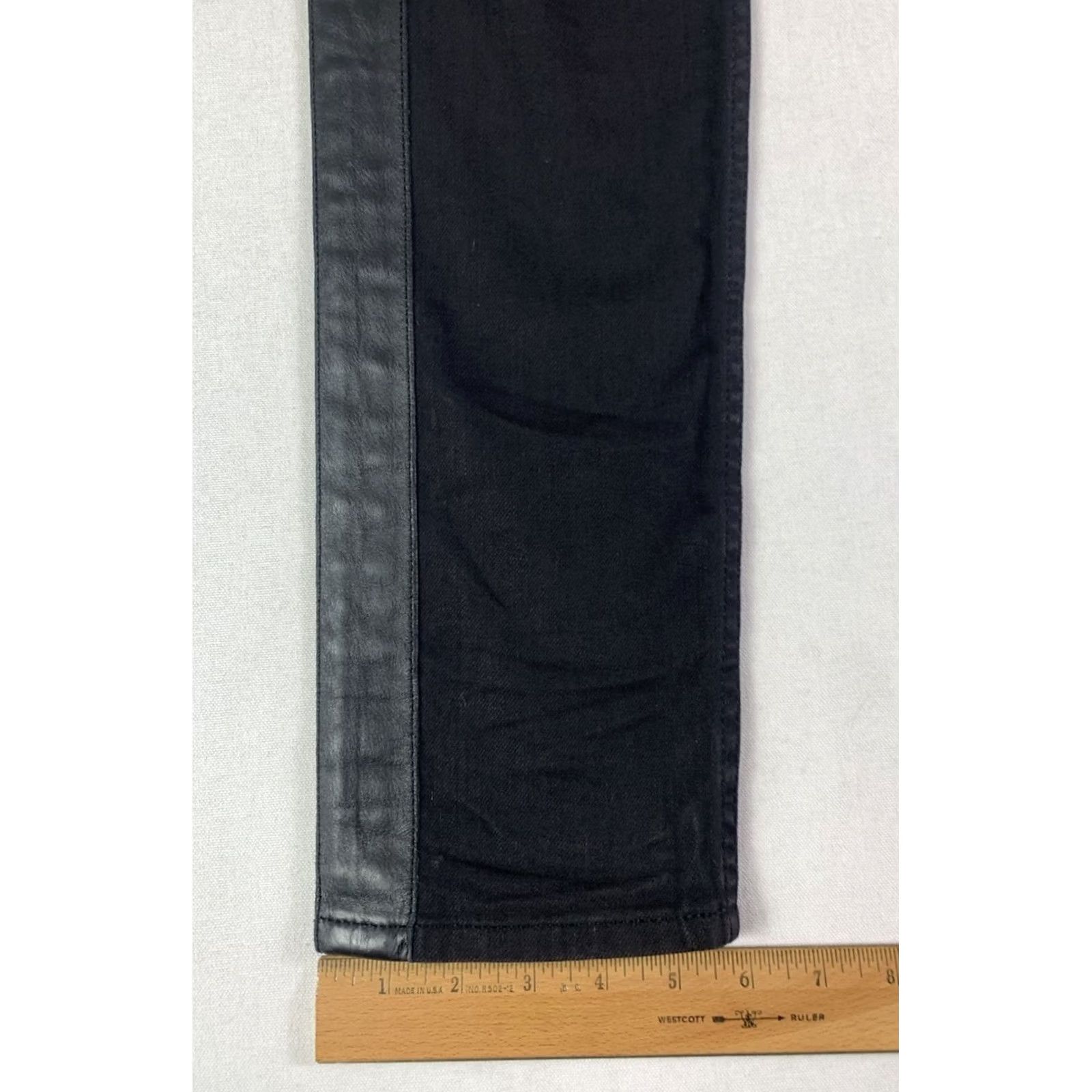 Alexander McQueen Alexander McQueen Black Slim Fit Jeans Women 32 Leather Stripe 5-Pocket Denim Inseam 33 Skinny Regular Size 46? Size 24" / US 00 / IT 34 - 3 Thumbnail