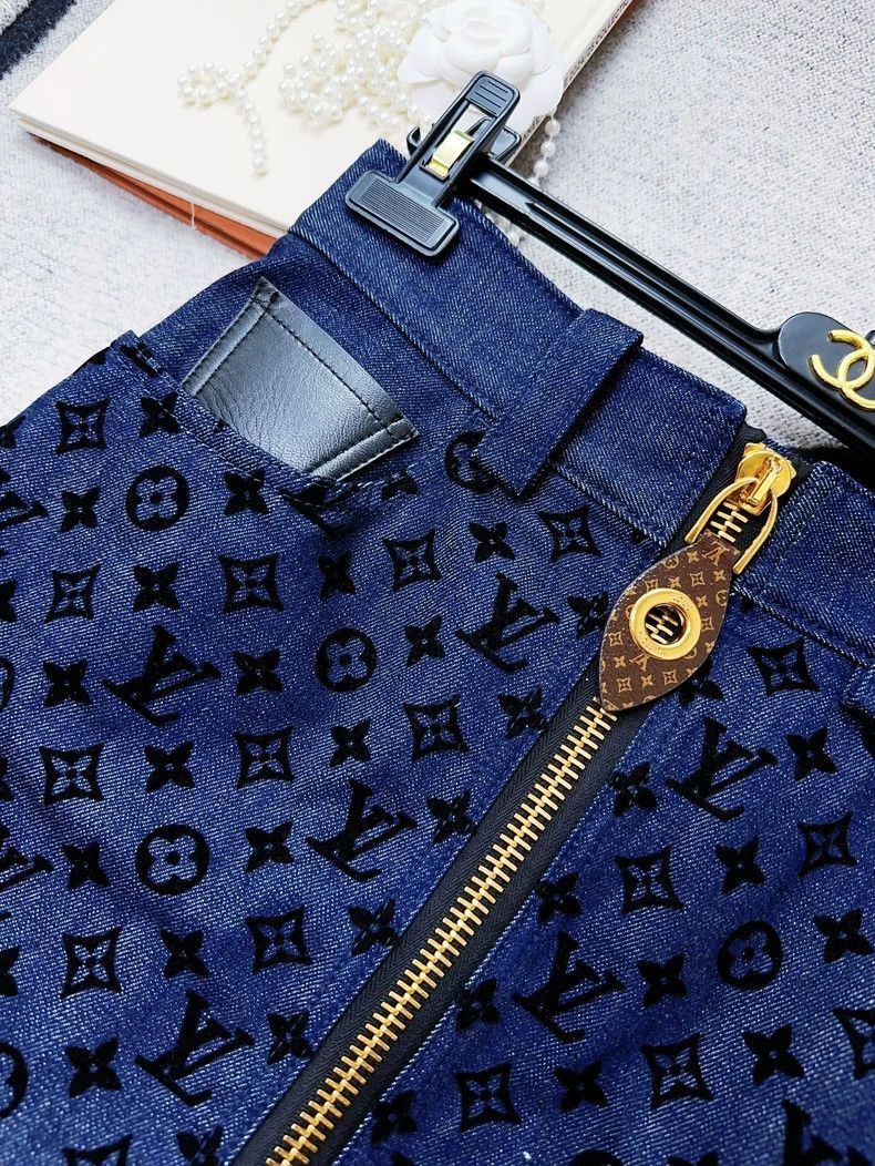 Louis Vuitton Louis Vuitton Blue Logo Zip Front Skirt- Size 35" - 3 Thumbnail