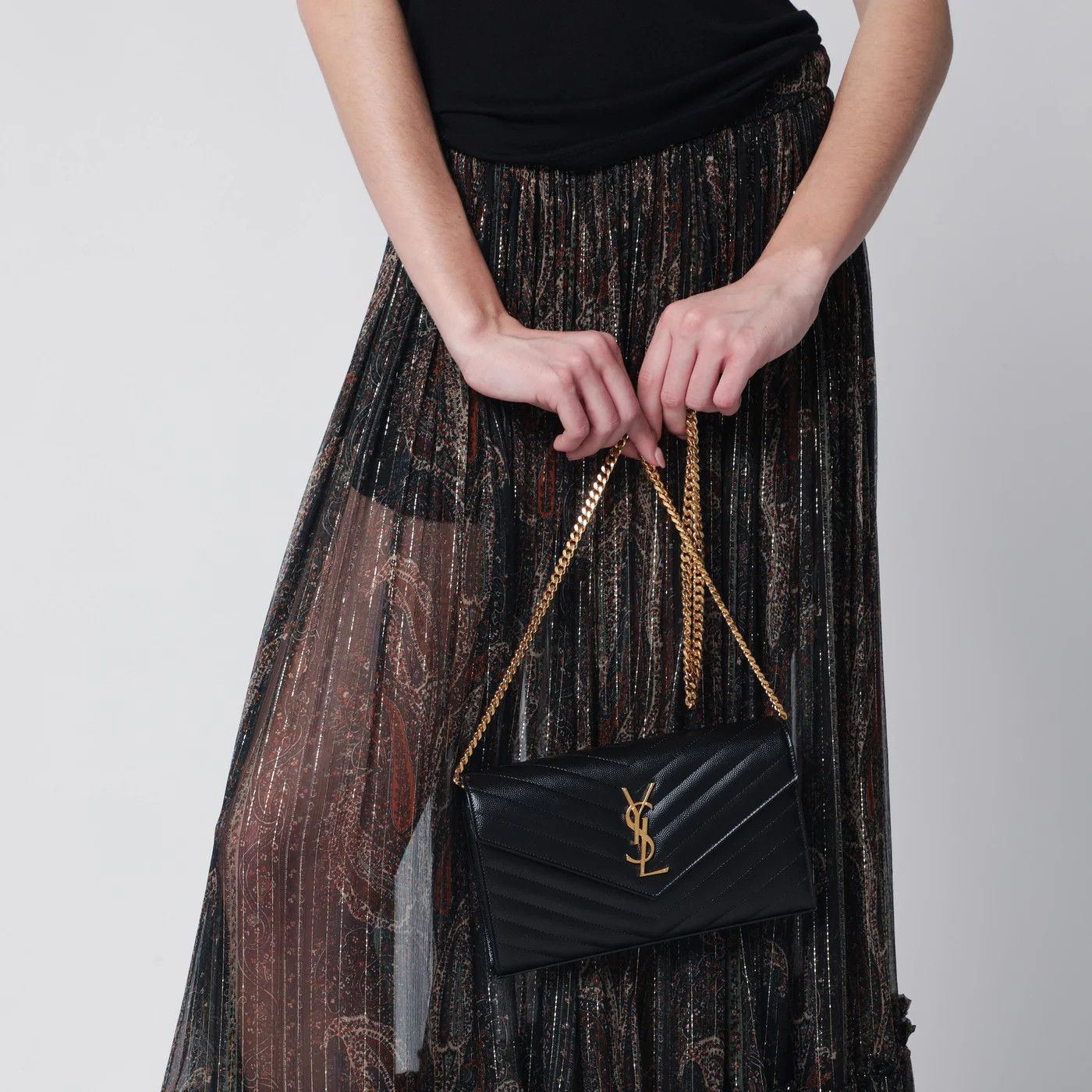 Saint Laurent Paris o1d2blof0526 Size: OS / Cassandre Chain Pouch in Black Size ONE SIZE - 2 Thumbnail