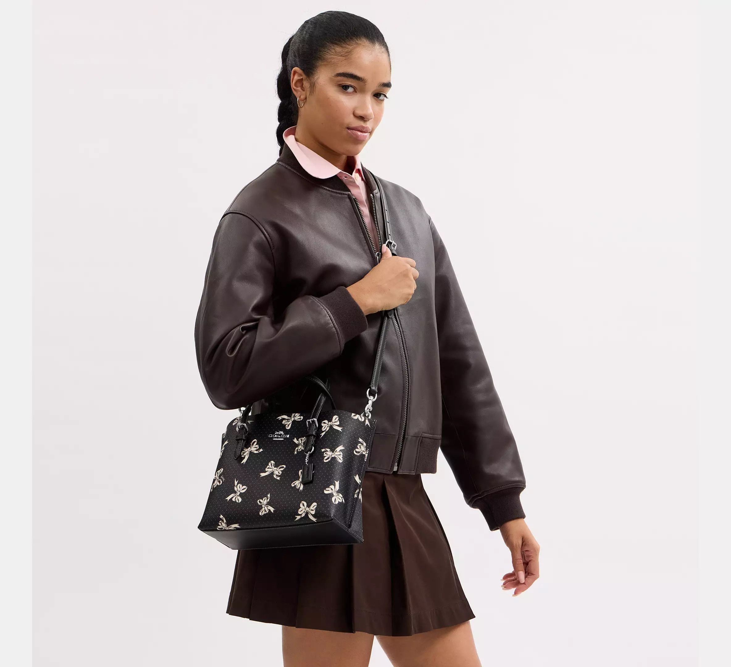 Coach NWT Coach Mollie Tote Bag 25 With Bow Print CY648 Size ONE SIZE - 6 Thumbnail