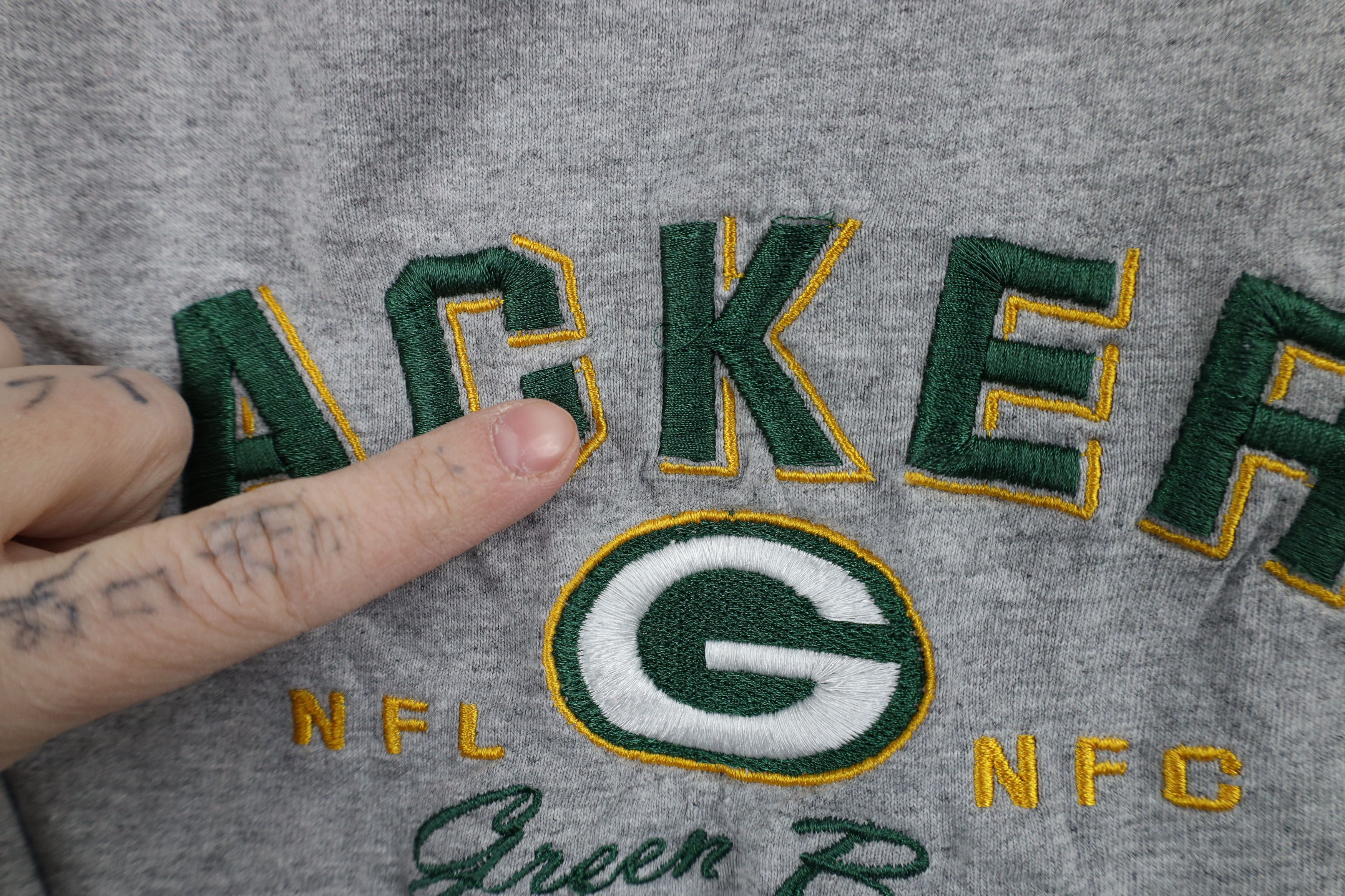 Vintage Vintage Y2K 2004 Green Bay Packers Football T-Shirt Gray Size US M / EU 48-50 / 2 - 5 Thumbnail