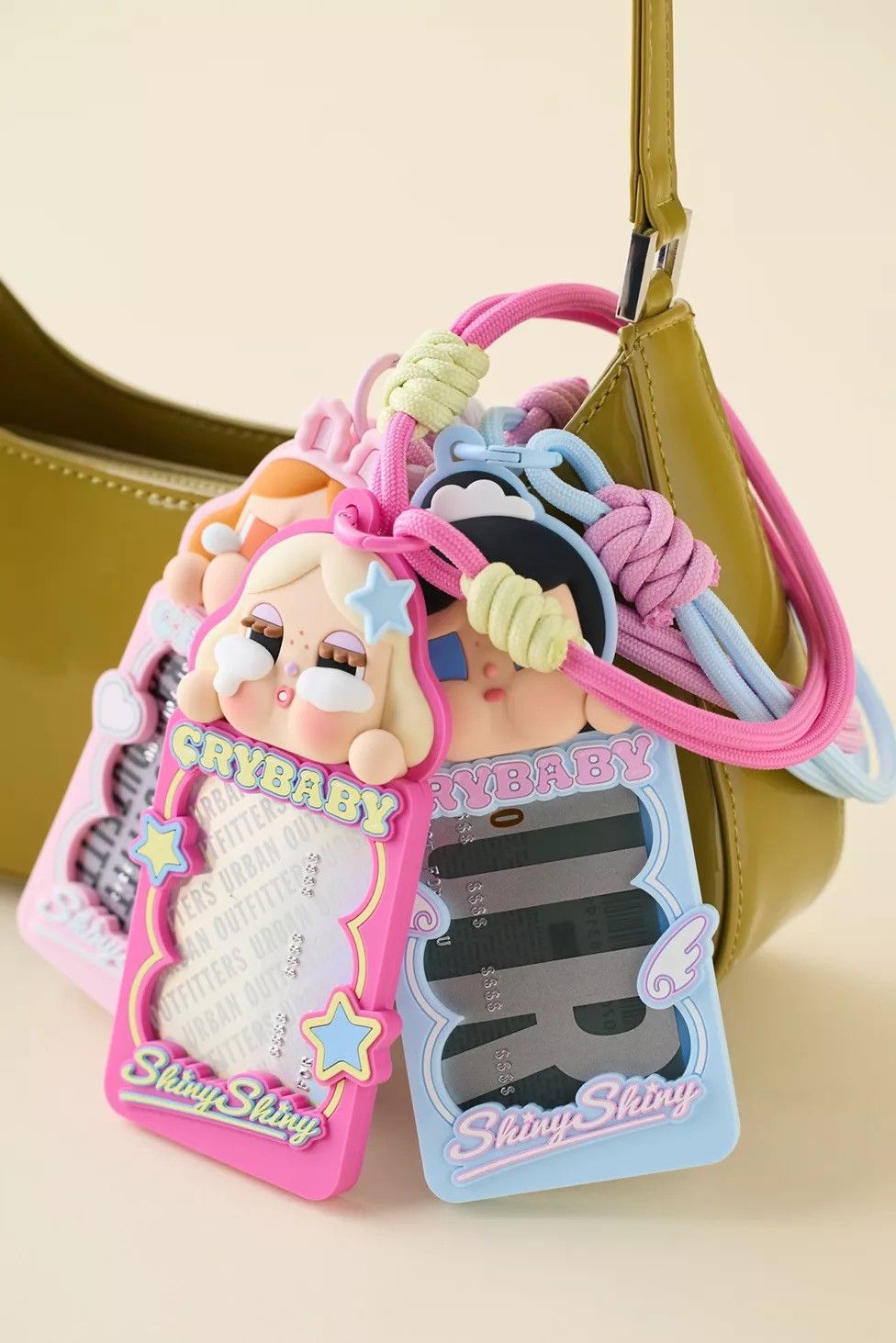 POP MART POP MART CRYBABY Shiny Shiny Series Blind Box Card Holder Size ONE SIZE - 1 Thumbnail