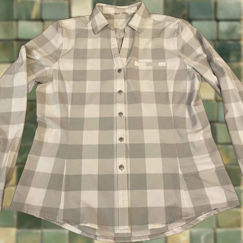 Vintage Woolrich Womens Top Small Button Down Flannel White Grey Plaid Pocket 20UPF Women Shirt Long Sleeve Casual Travel Vintage No Size S / US 4 / IT 40 - 1 Thumbnail