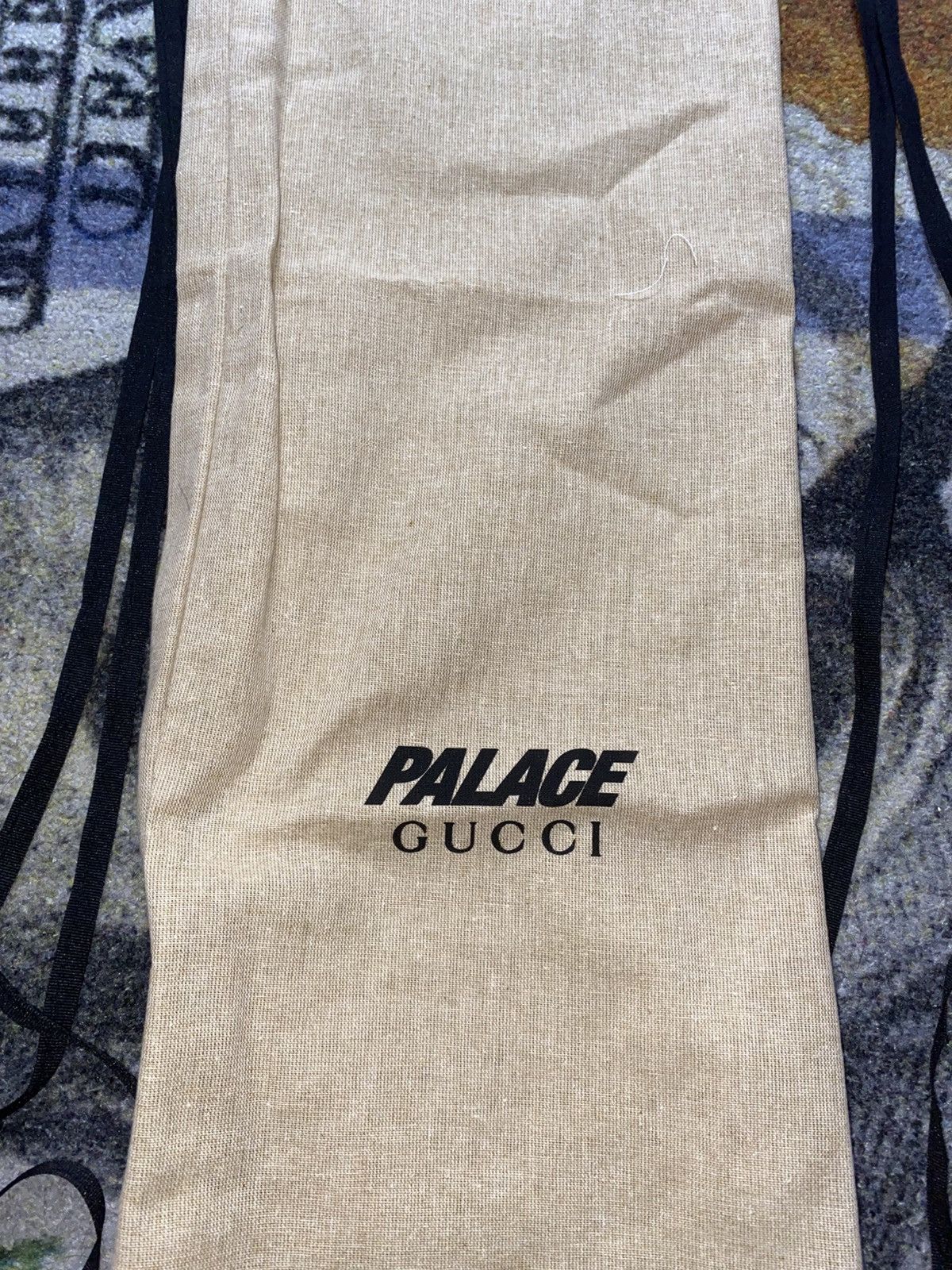 Gucci × Palace Palace x Gucci Skateboard Deck Drawstring Dust Bag Backpack Size ONE SIZE - 2 Thumbnail