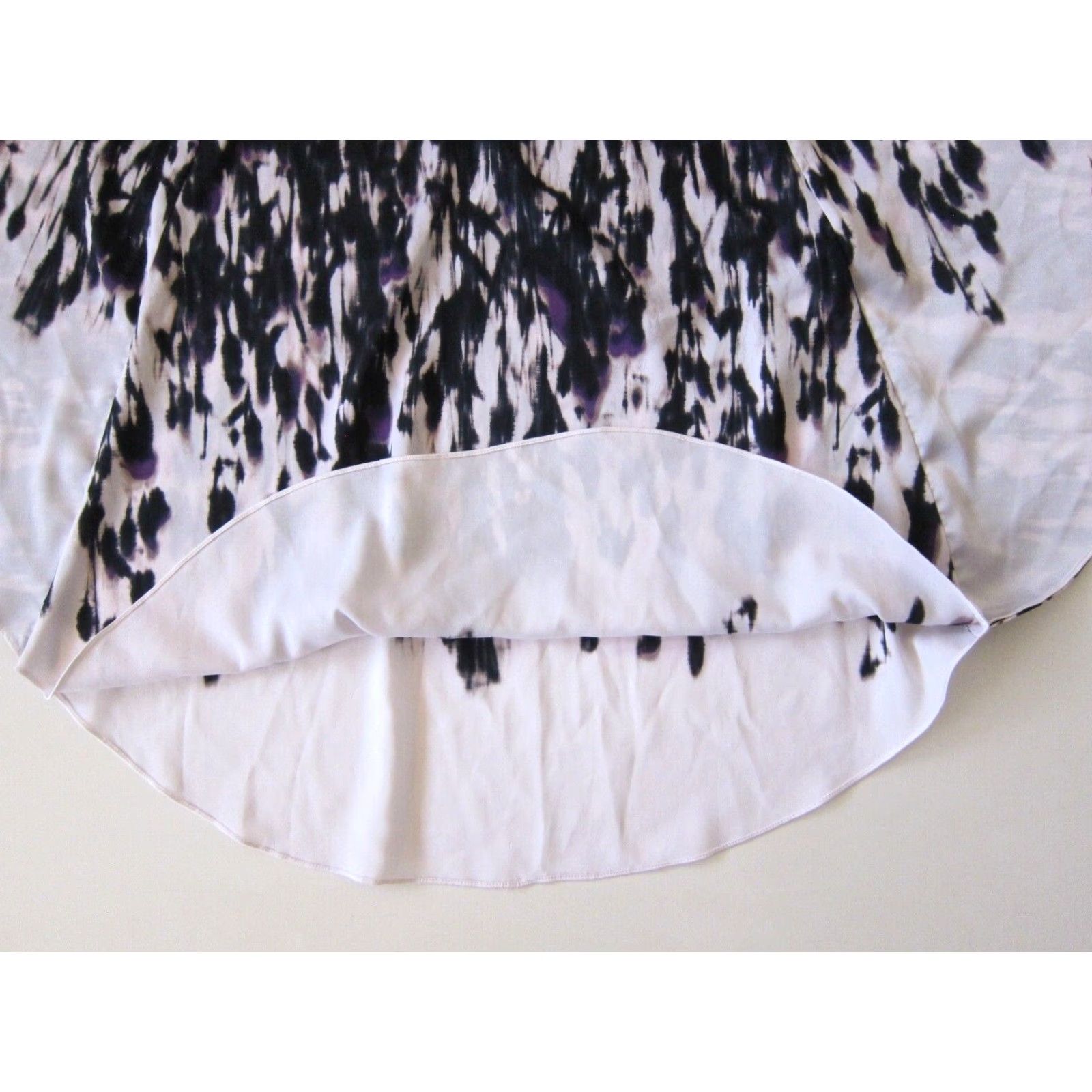 Vintage Tahari Purple Black Pink Silky Tie Dye V-Neck Tunic Flowy Blouse Women XS Size XS / US 0-2 / IT 36-38 - 7 Thumbnail