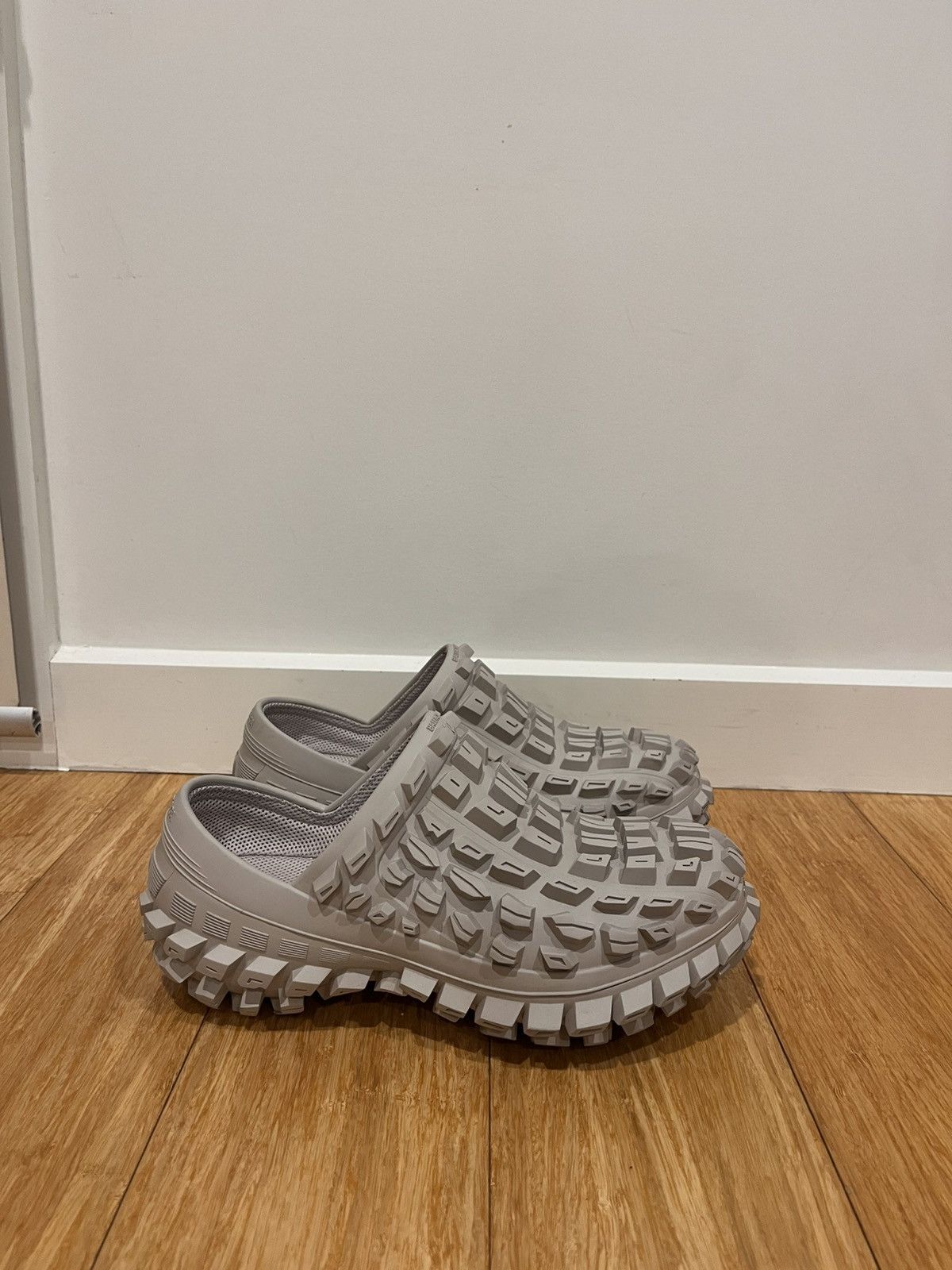 Balenciaga Defender Clog Size US 7 / EU 40 - 1 Thumbnail
