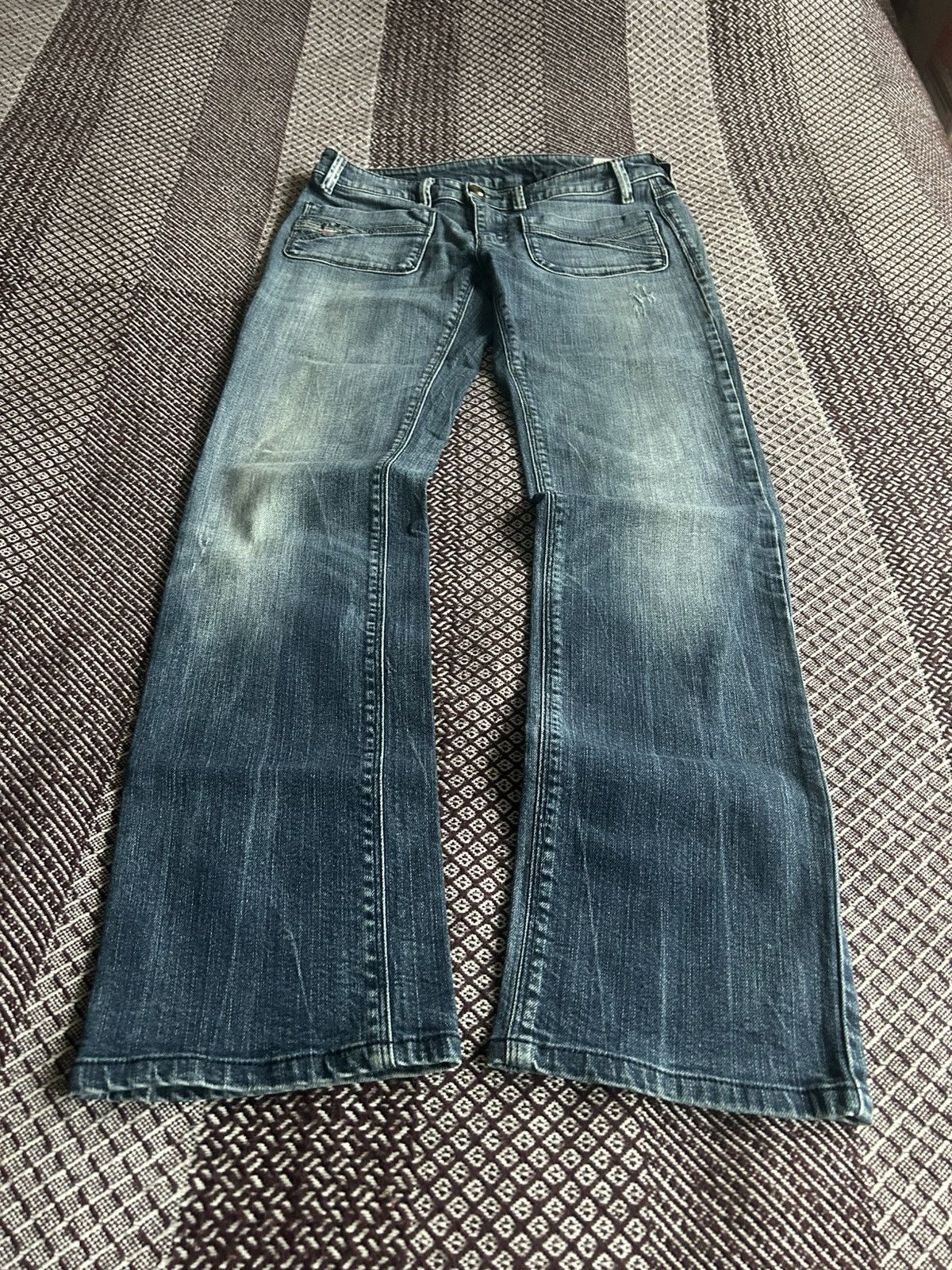 Diesel Vintage Diesel Wenga Washed Denim Jeans Distressed Size W29 Size 29" - 3 Thumbnail