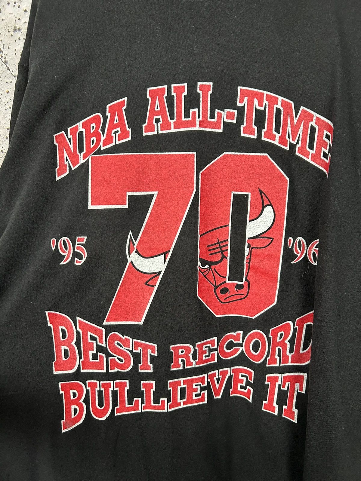 NBA Vintage Chicago Bulls 1996 NBA Graphic Tee Rare Hype Size US XL / EU 56 / 4 - 3 Thumbnail