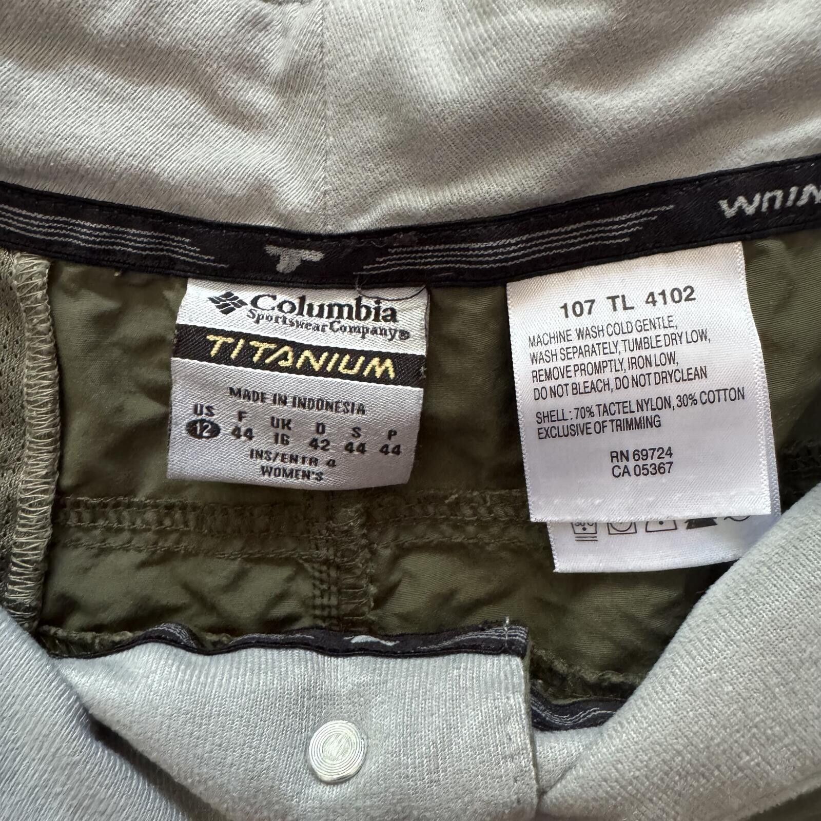 Other Columbia Titanium Shorts- Size 12 Size 34" / US 12 / IT 48 - 2 Thumbnail