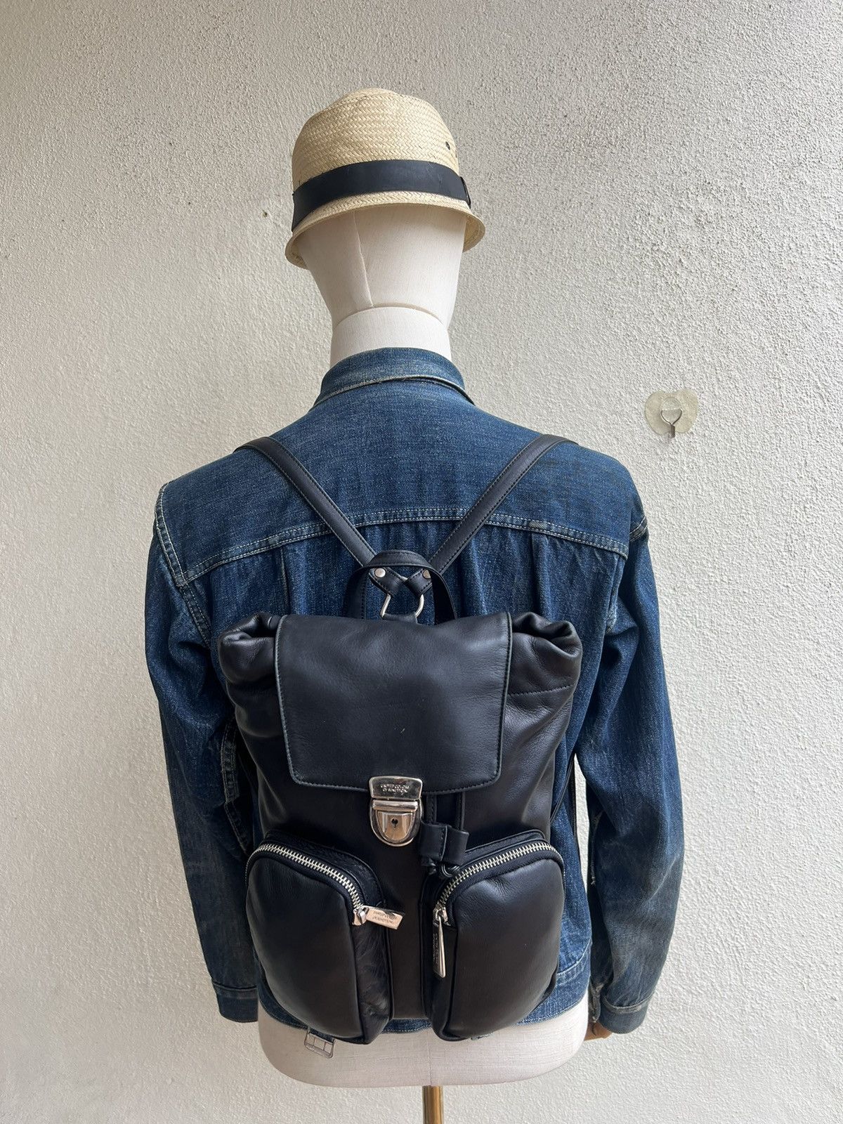 Leather Vintage 90s UCOB Patina Black Leather Cargo Backpack Bag Size ONE SIZE - 4 Thumbnail