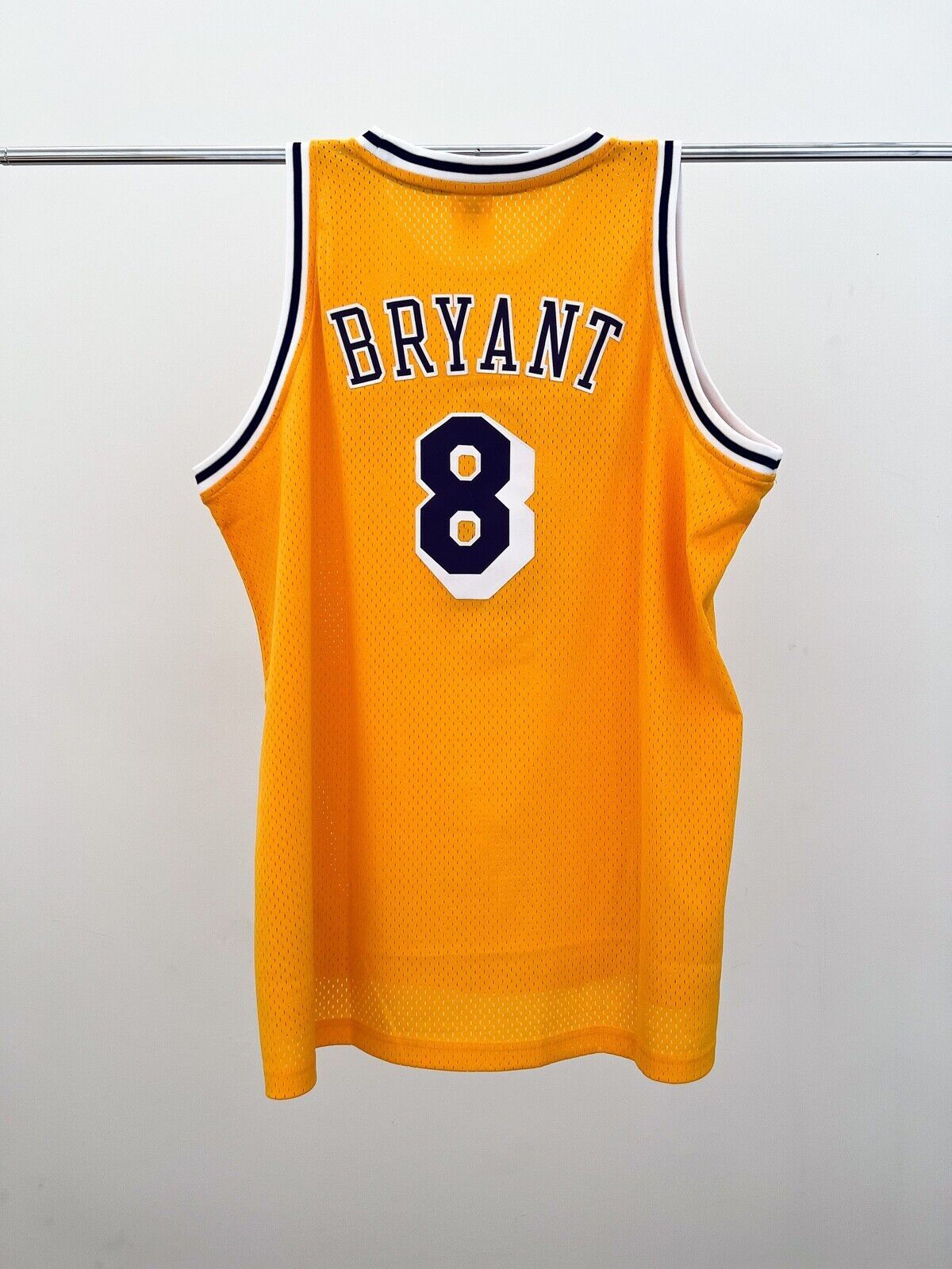 Adidas Kobe Bryant Lakers (Australia Variant) Rookie Jersey Size US XXL / EU 58 / 5 - 2 Thumbnail