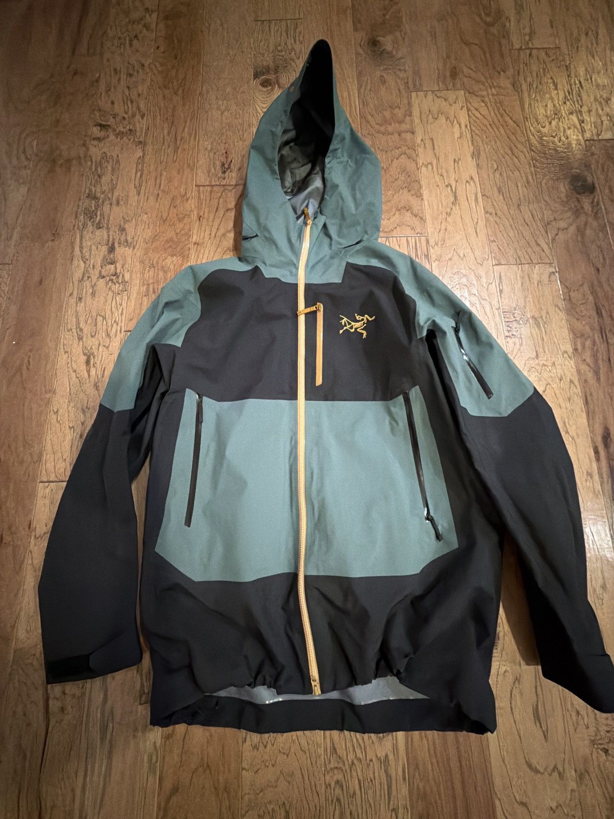 Arc'teryx ArcTeryx Sabre SV Jacket Size US L / EU 52-54 / 3 - 1 Thumbnail