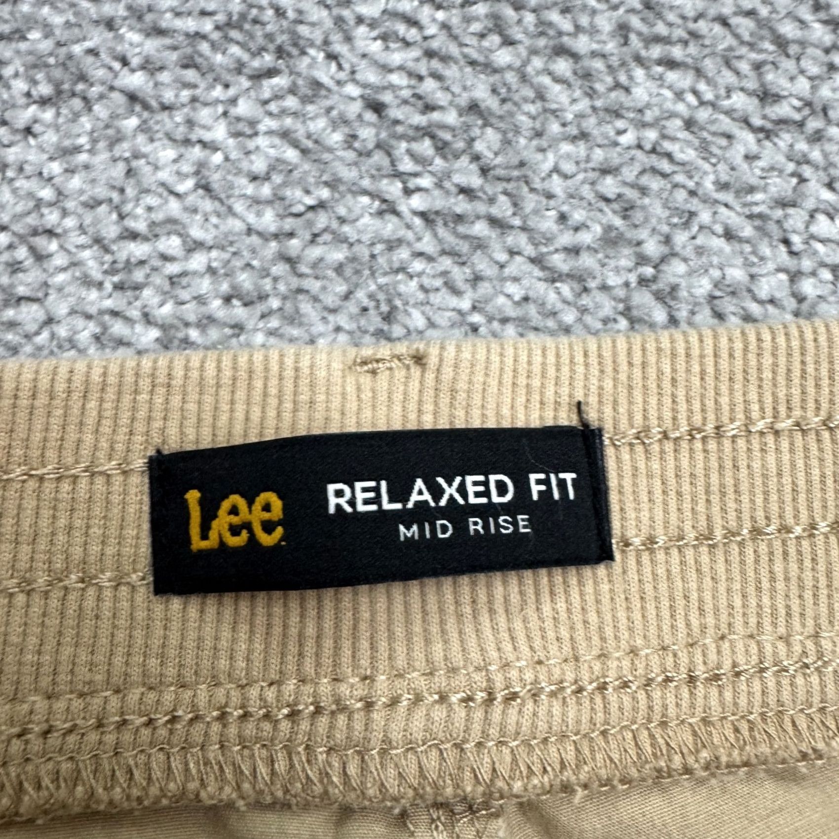 Lee VINTAGE Lee Relaxed Fit Mid Rise Cargo Capri Cropped Pants Womens M Khaki Cotton Size 32" / US 10 / IT 46 - 6 Thumbnail