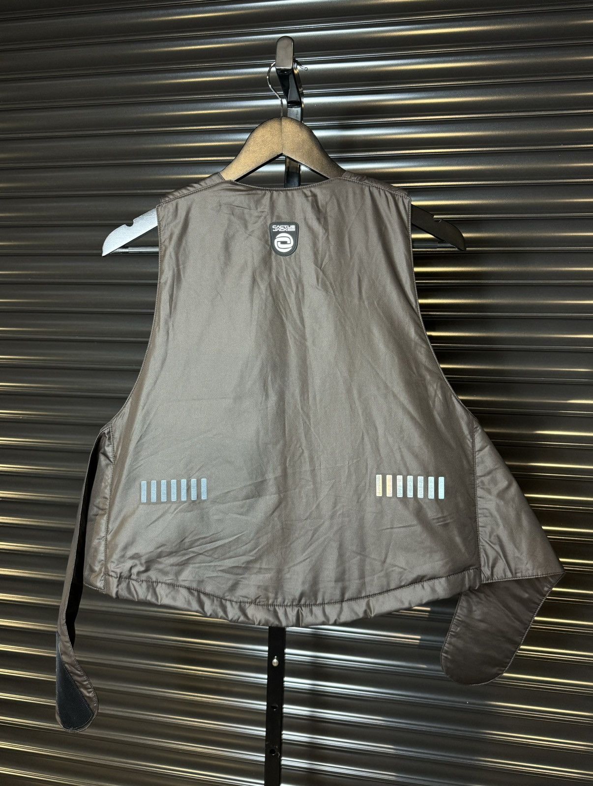 Nike × Travis Scott Cactus Jack x Nike Travis Scott Cropped Vest - Medium Size US M / EU 48-50 / 2 - 7 Thumbnail