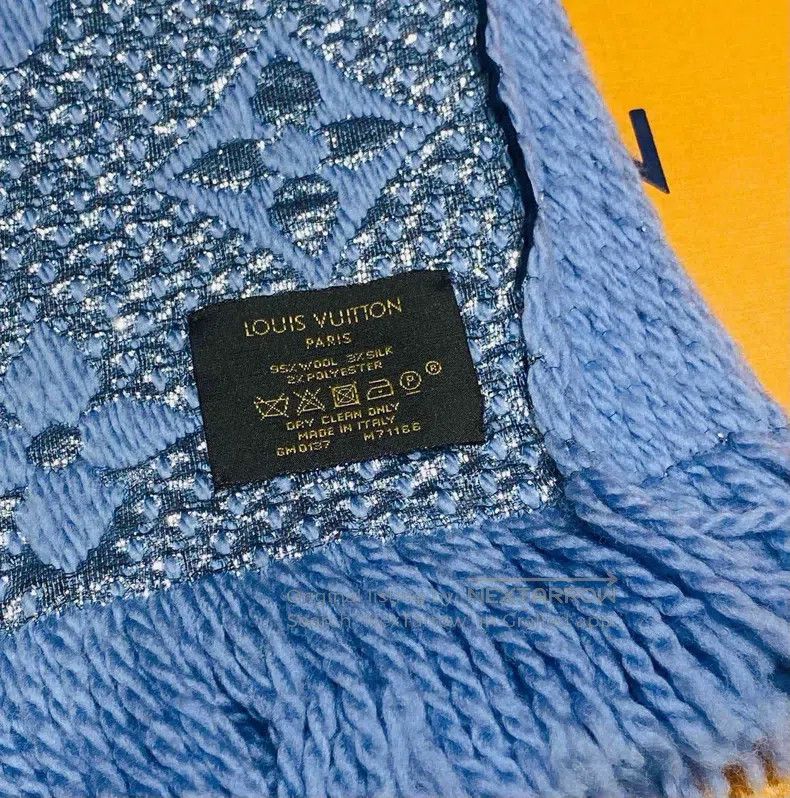 Louis Vuitton Louis Vuitton Blue Scarf Size ONE SIZE - 2 Thumbnail
